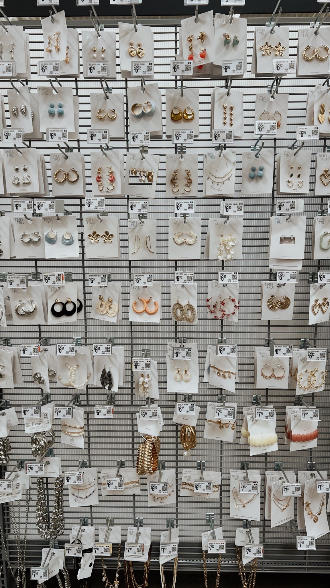 Cute Spring earrings at Walmart 

#LTKStyleTip #LTKSeasonal #LTKFindsUnder50