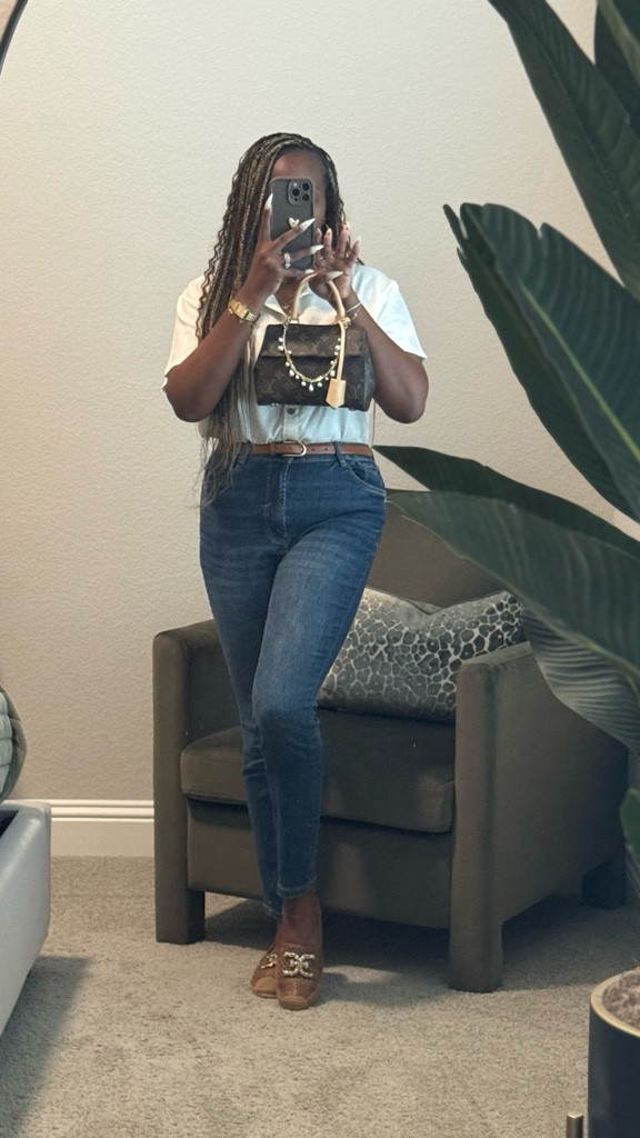 Besties yall know I love a good casual fit for work! ☺️

Couldn't wait to wear these cute Sam Edelman espadrilles! ✨

They are extremely comfortable! Jeans and Top are both from Zara and my bag is the LV Mini Cluny, but linking something similar 🤎

#LTKMidsize #LTKItBag #LTKStyleTip