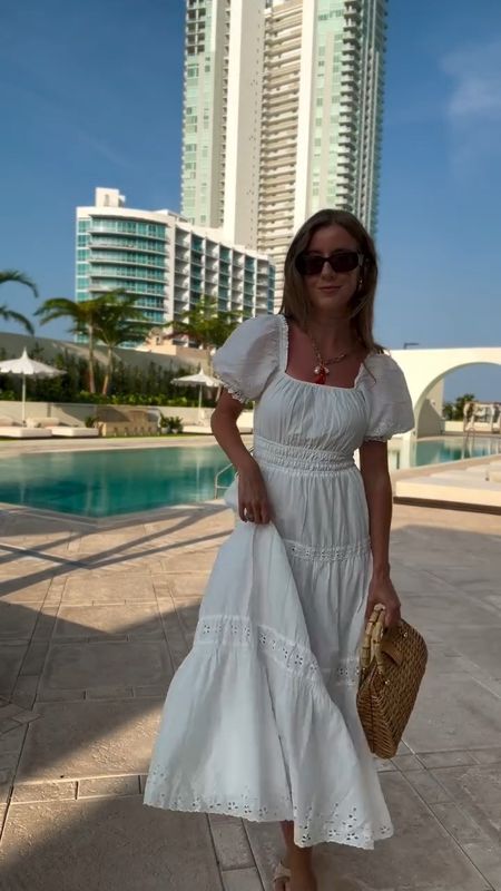 Summer whites & new favorite scent, patio 🤍 there are few places I trust for delicate whites and this is one of those brands 🤍 comment “summer whites” for the details!

#summerwhites #summerstyle #outfitstyling #cottagestyle #summerdresses