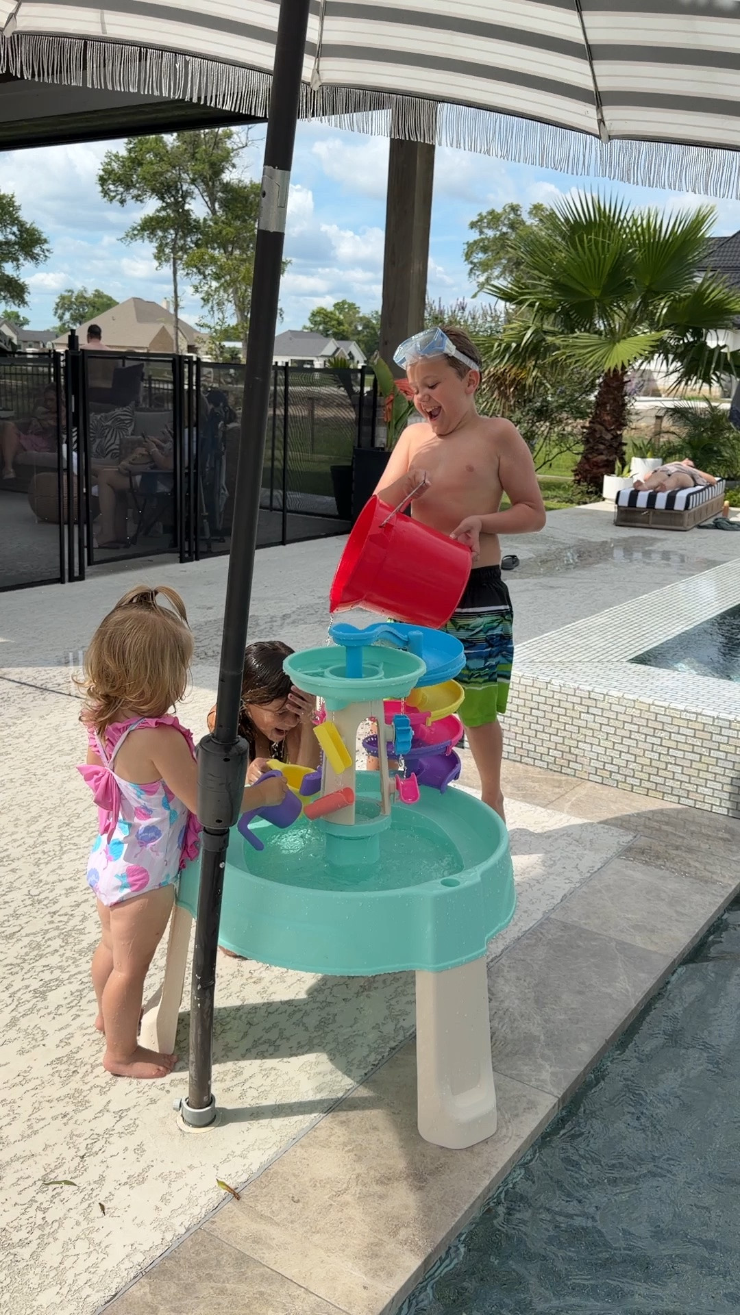 The kids loved the new watertable!!! Target water table #watertable #toddlertoy @Target #ltkkids
