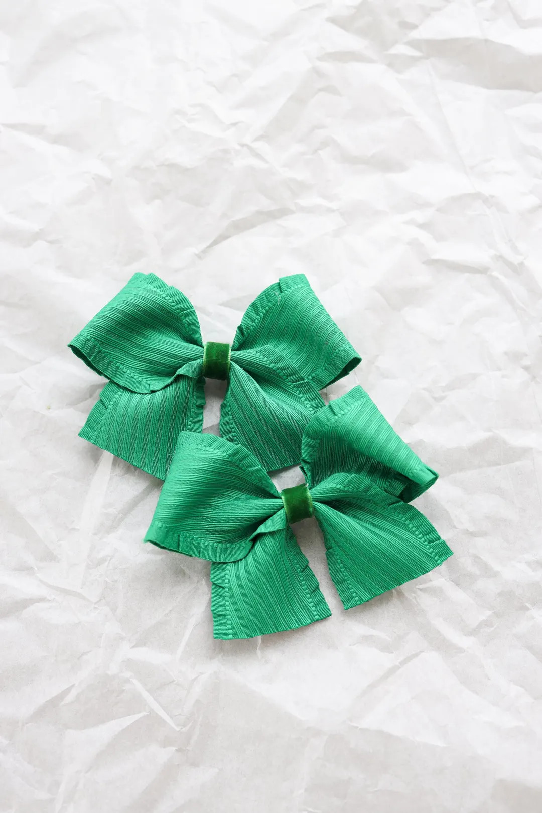 Green Christmas Ruffled Edge Pigtail Bows, Green Toddler Pigtail Bows, Green Pigtail Bows, Toddle... | Etsy (US)