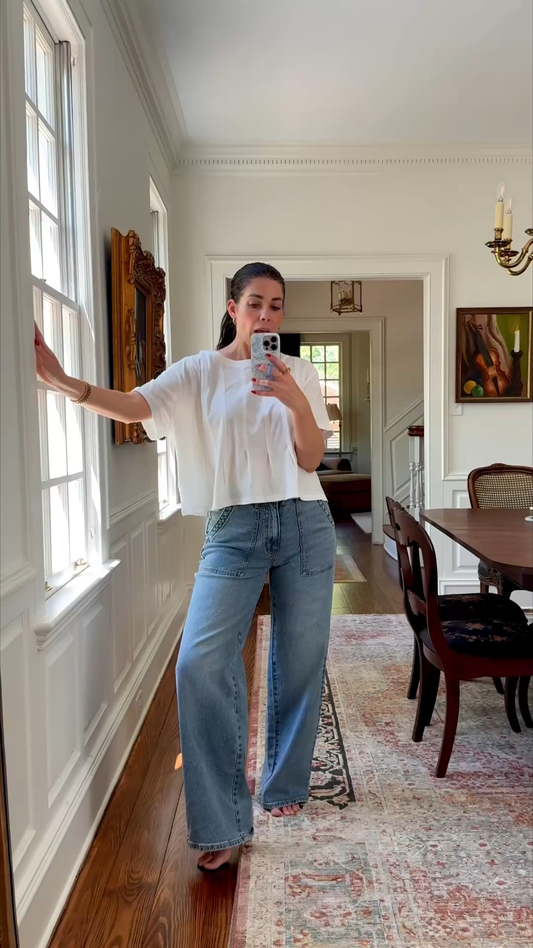 The best fitted but stretchy straight leg jean! Paired with an elevated boxy tee from @walmart #walmartpartner #walmartstyle #walmart