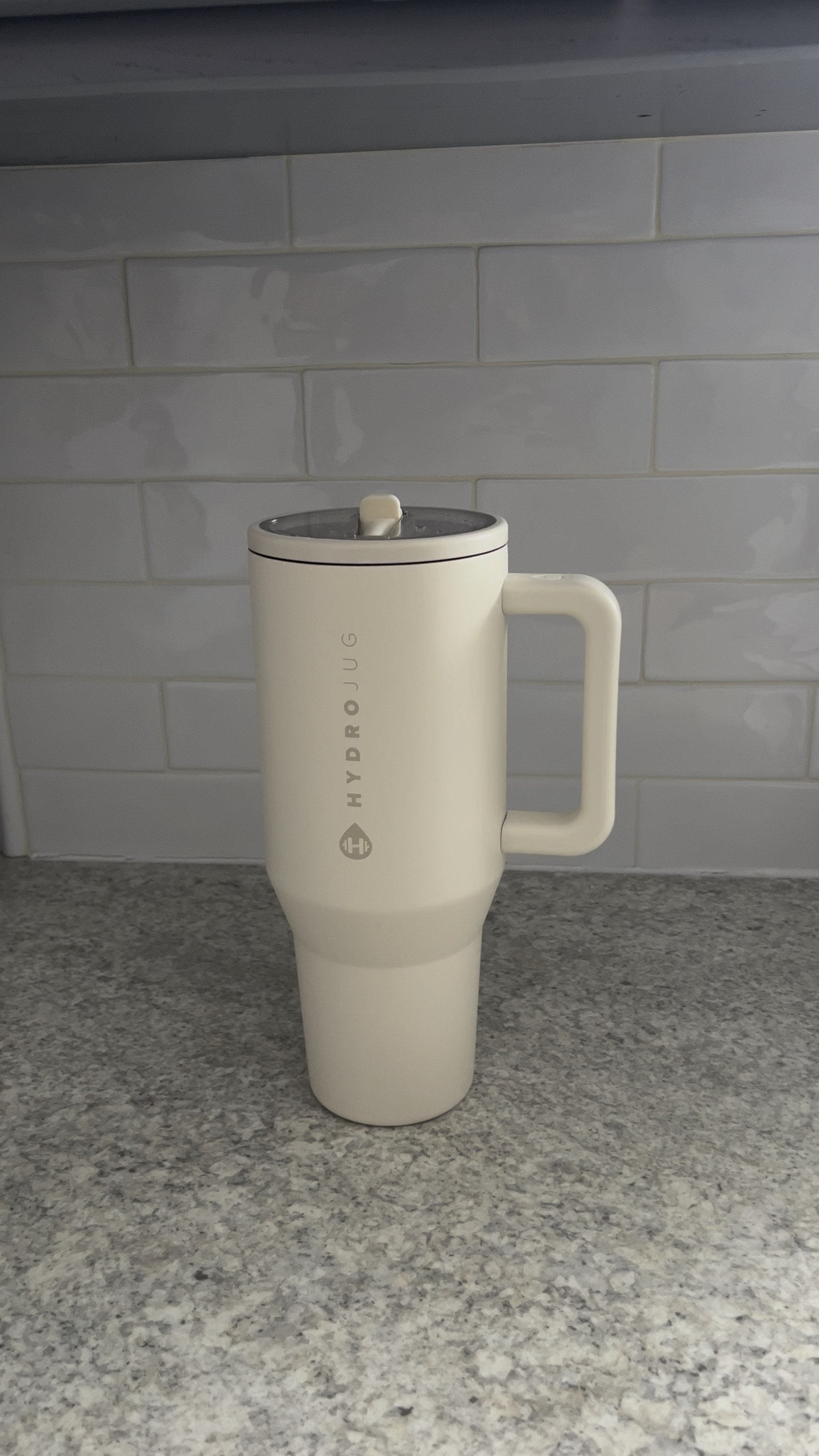 Better than a Stanley cup!

Hydrojug Traveler 40oz - LEAKPROOF, cupholder compatible, and a straw. 👏 

Hydro jug, water jug, stanley cup, water bottle, gift ideas for her, ltksale

#LTKfitness #LTKtravel #LTKsalealert