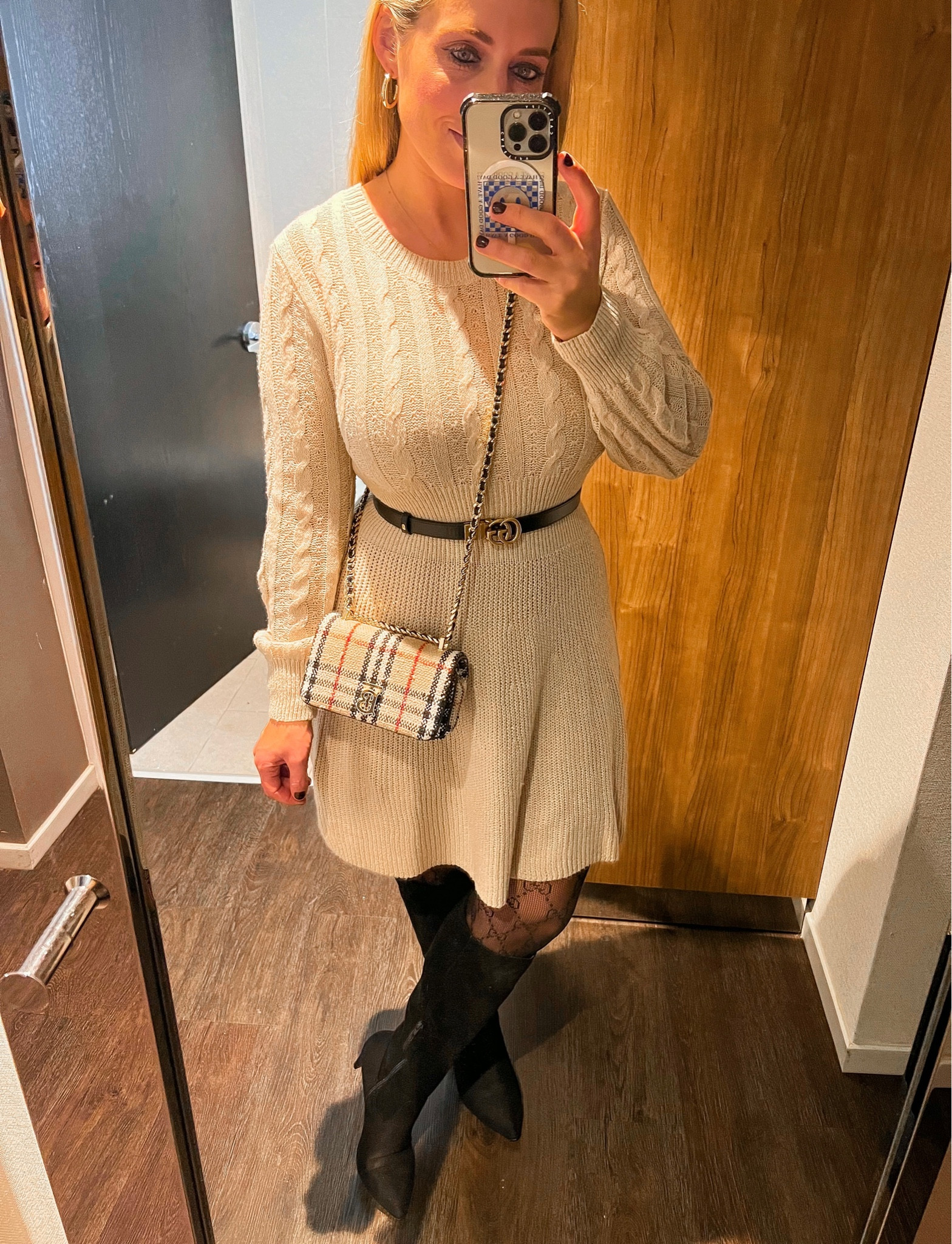Sweater dress. Date night. Winter outfit 

#LTKitbag #LTKunder50 #LTKSeasonal