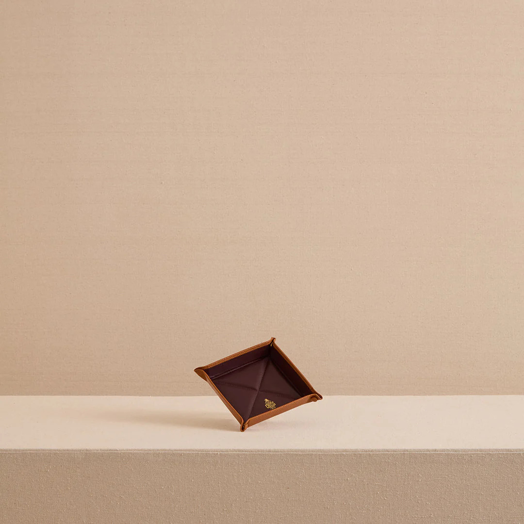 Valet Tray Small in Saffiano | Mark Cross