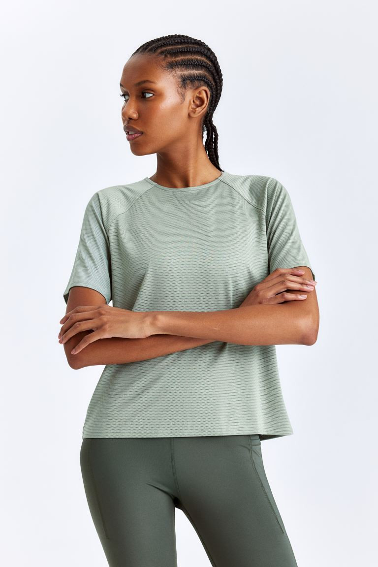 DryMove™ Mesh Sports T-shirt | H&M (US + CA)