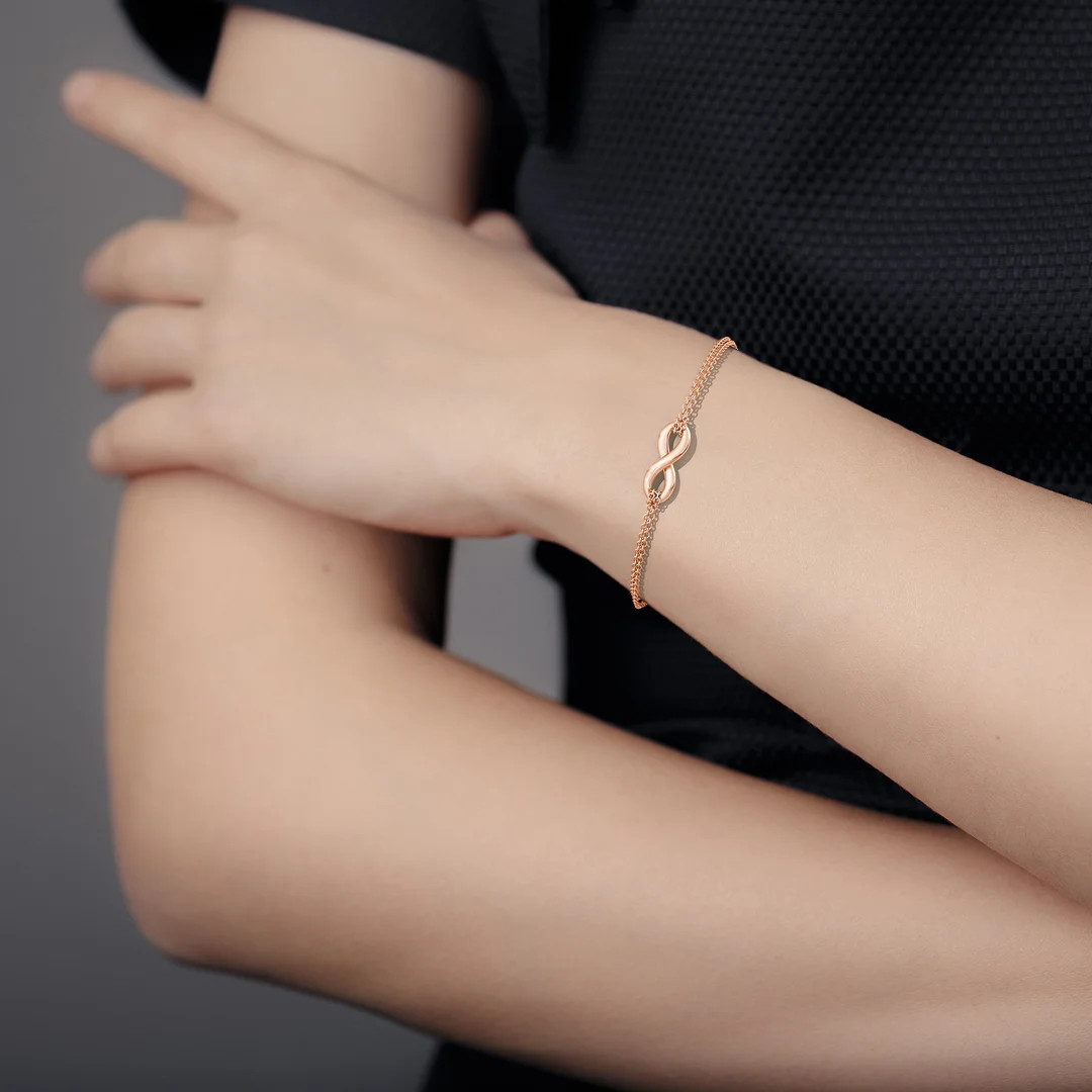 Infinity Knot Chain Bracelet | Angara Canada