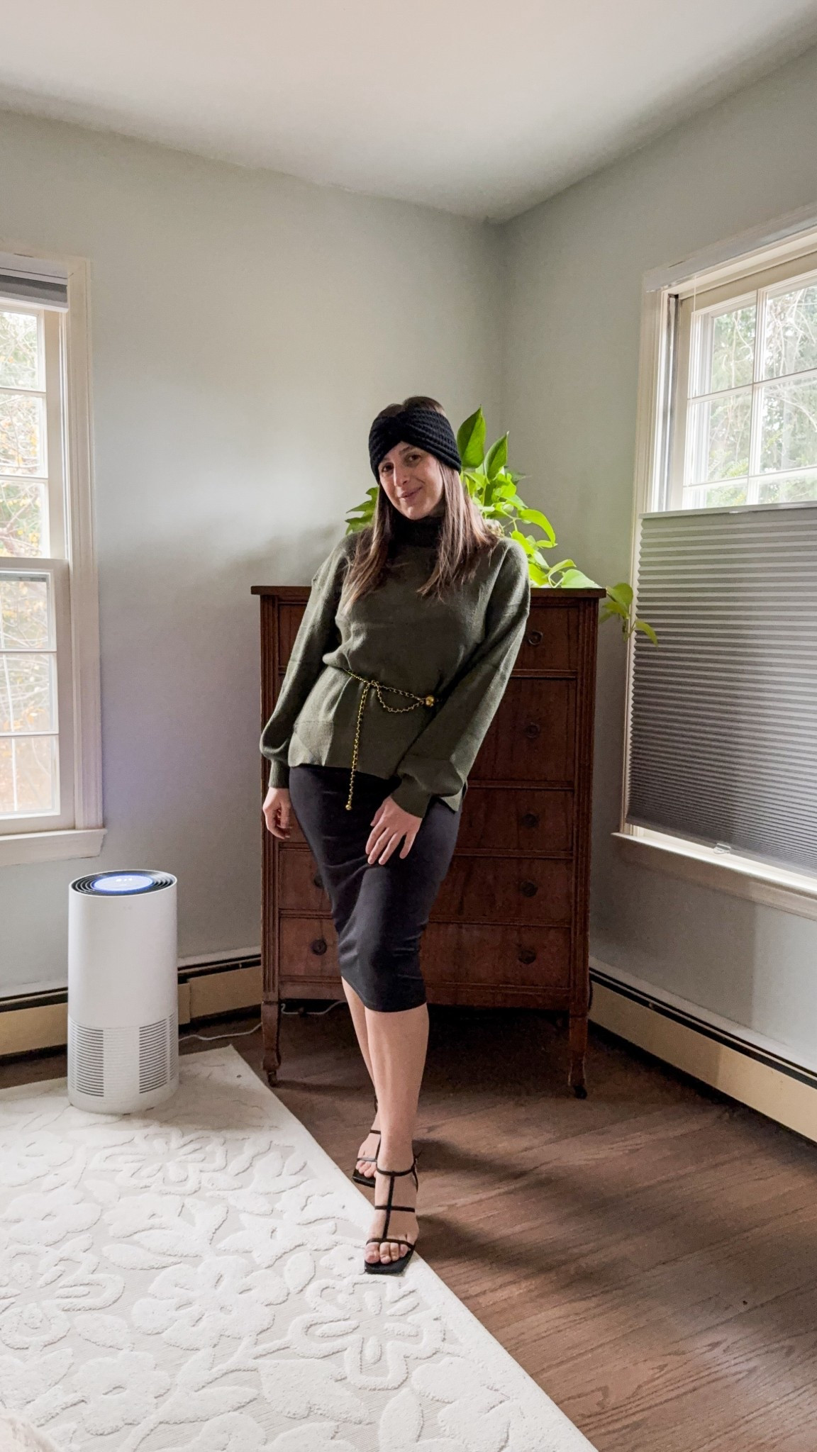 December outfits for postpartum moms, Day 2 ⭐️ featuring this cozy yet affordable sweater from Amazon and adding all my favorite accessories.
-
Shop here:
-


#LTKmomlife #LTKHoliday #LTKFindsUnder100