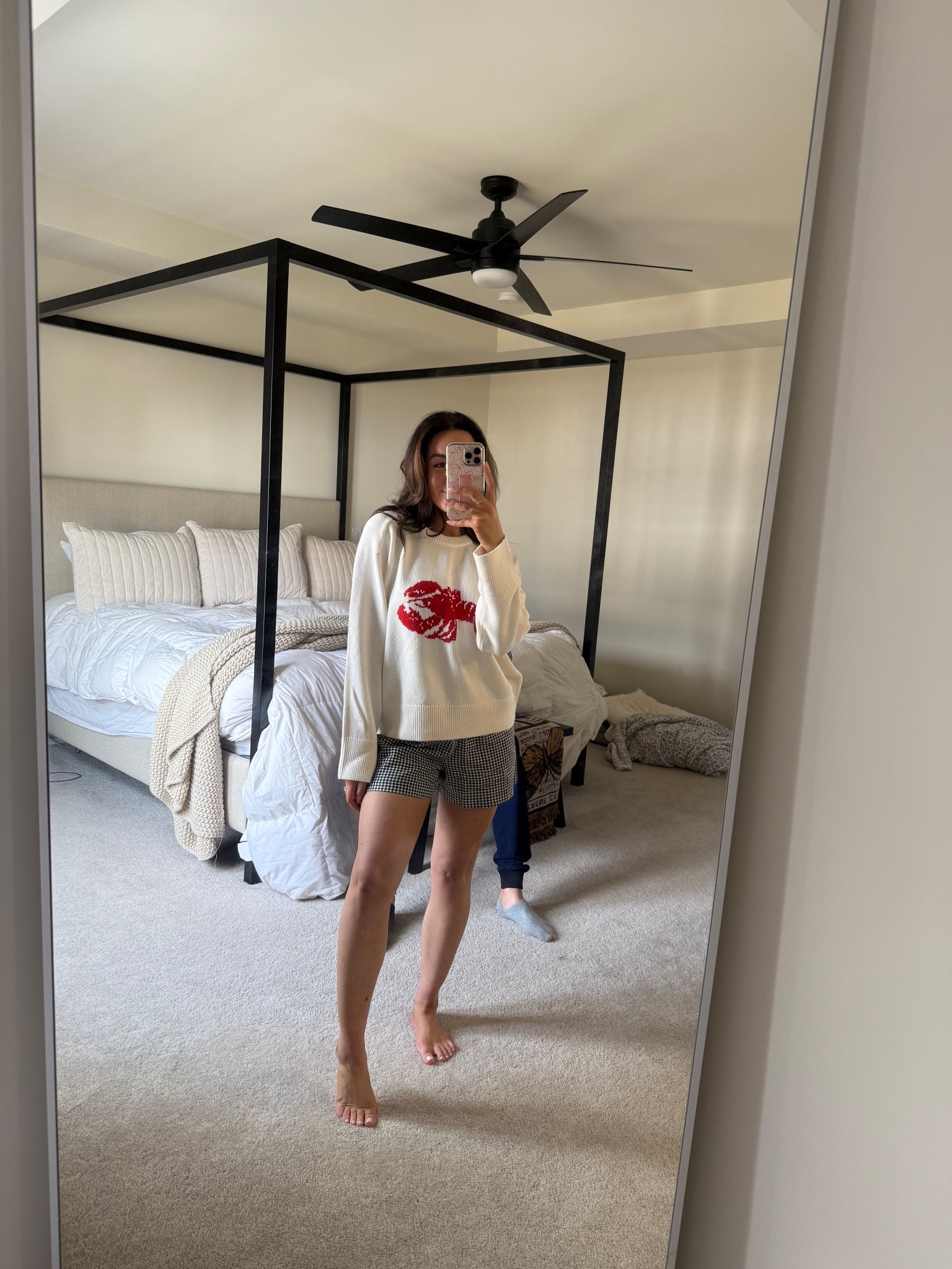 Medium sweater 
XS shorts 

Abercrombie. Target. Summer. Vacation. Honeymoon. Hawaii  

#LTKFindsUnder100 #LTKTravel #LTKSpringSale