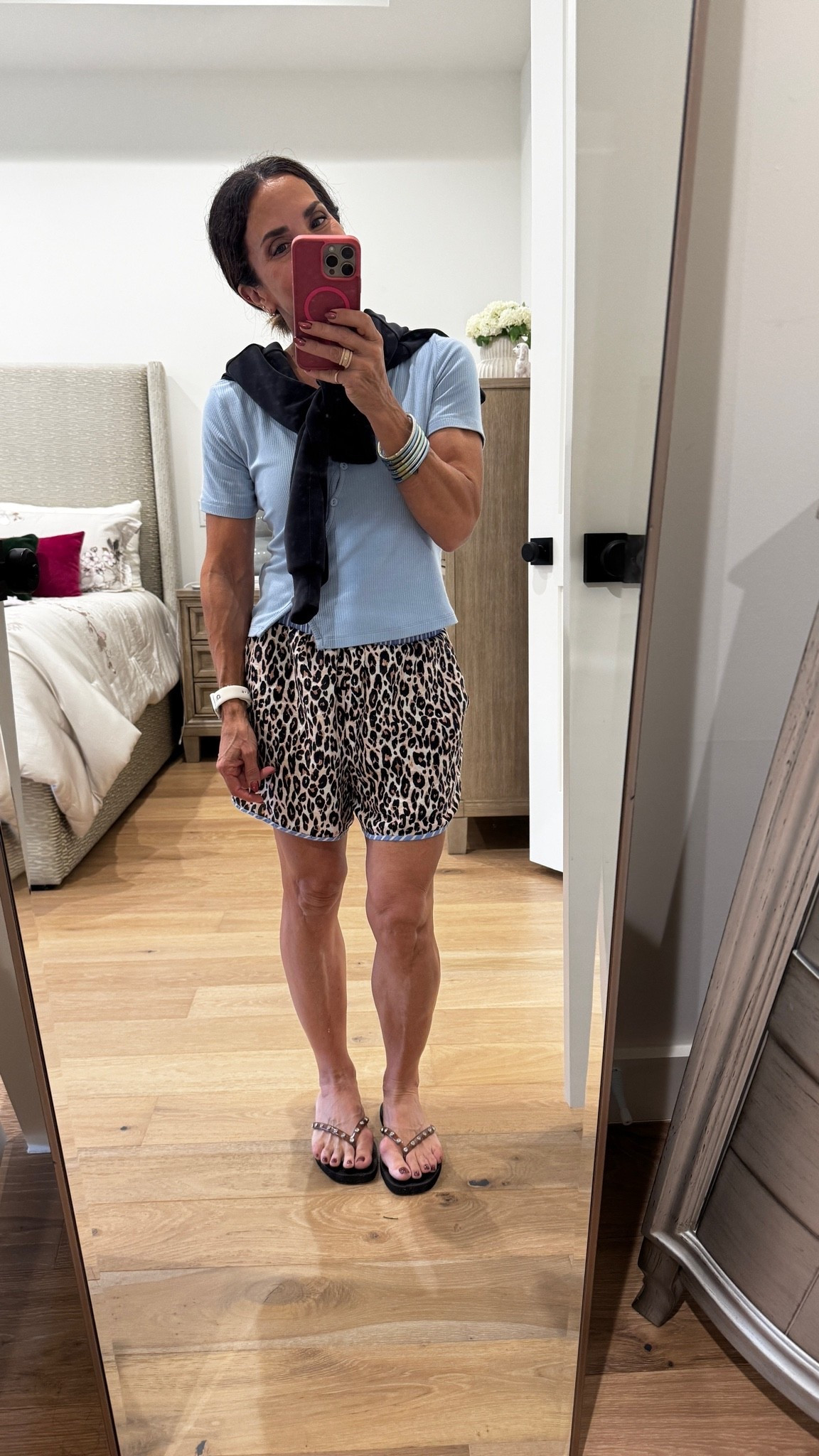 Casual
Leopard shorts

#LTKdayinmylife #LTKootd #LTKmomlife