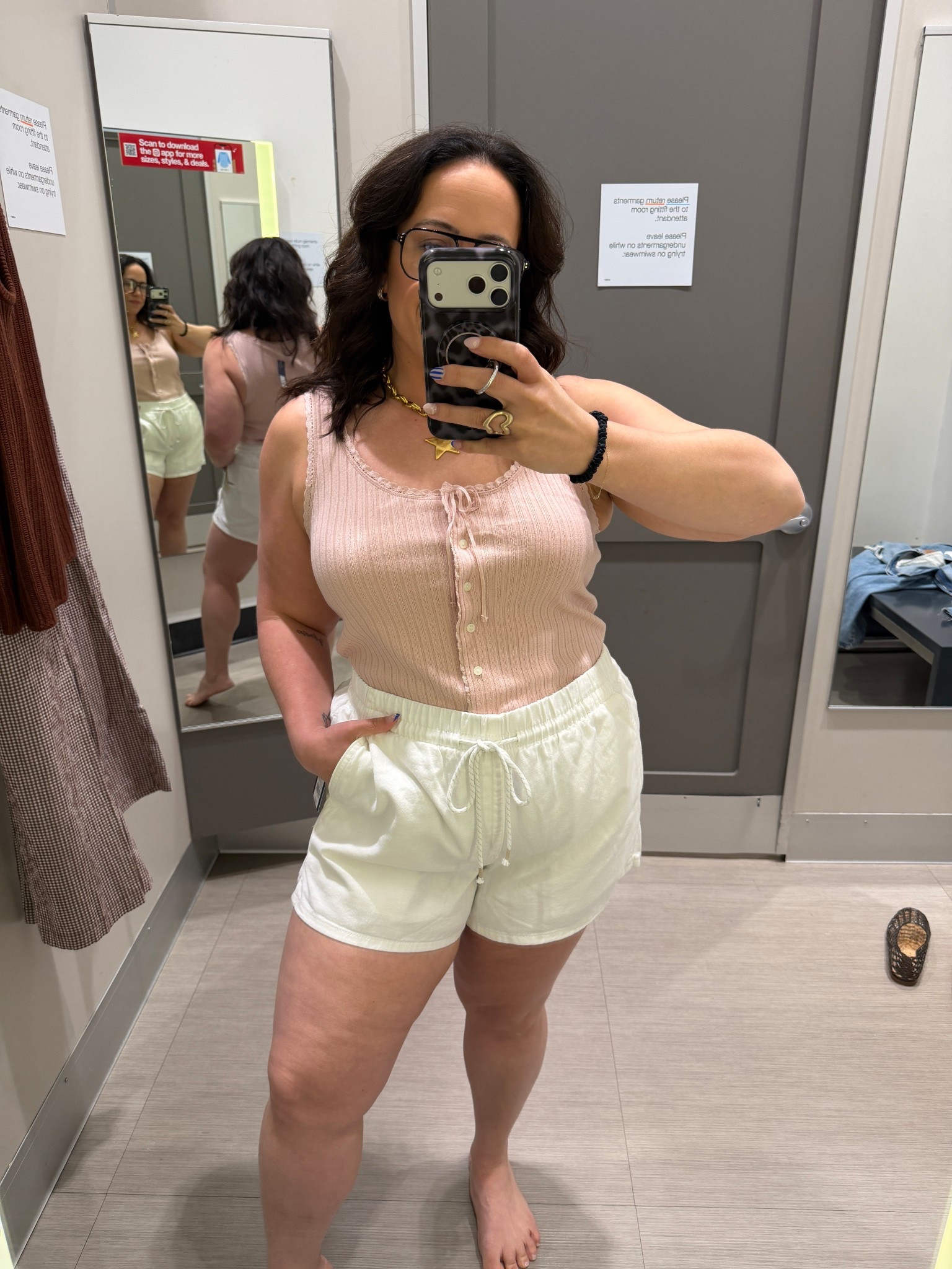 Casual summer outfit for the midsize mom size large on bottoms and medium on top! 

#LTKSeasonal #LTKMidsize #LTKootd