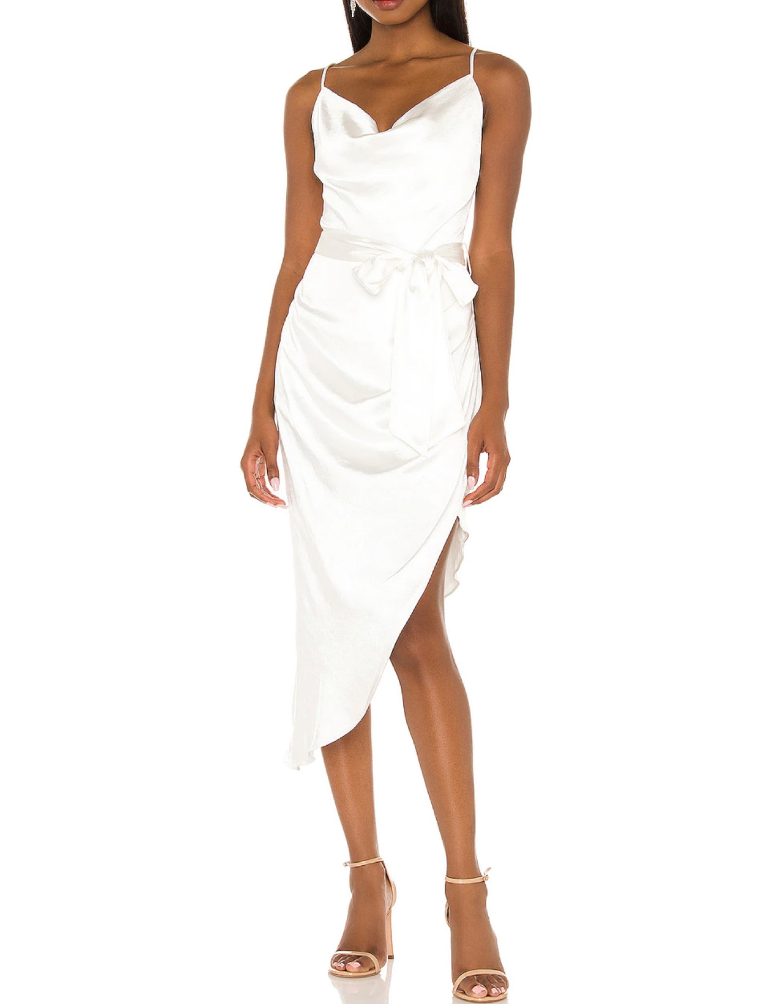 Revolve currently has 15% off the whole website 🫢😲🫶🏻🏃🏼‍♀️ here are a few of my favorite items for fellow brides, some are already marked down so run 👏🏻👏🏻👏🏻

#LTKsalealert #LTKHoliday #LTKGiftGuide