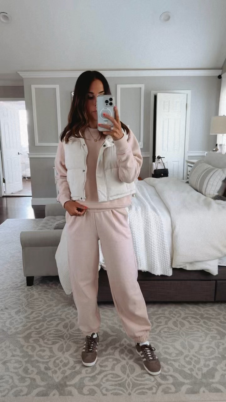 Super soft and comfy matching sweat set. Wearing small in jogger s & XS in sweatshirt. Comes in other color options. 

#LTKSummerSales #LTKFindsUnder50 #LTKxNSale