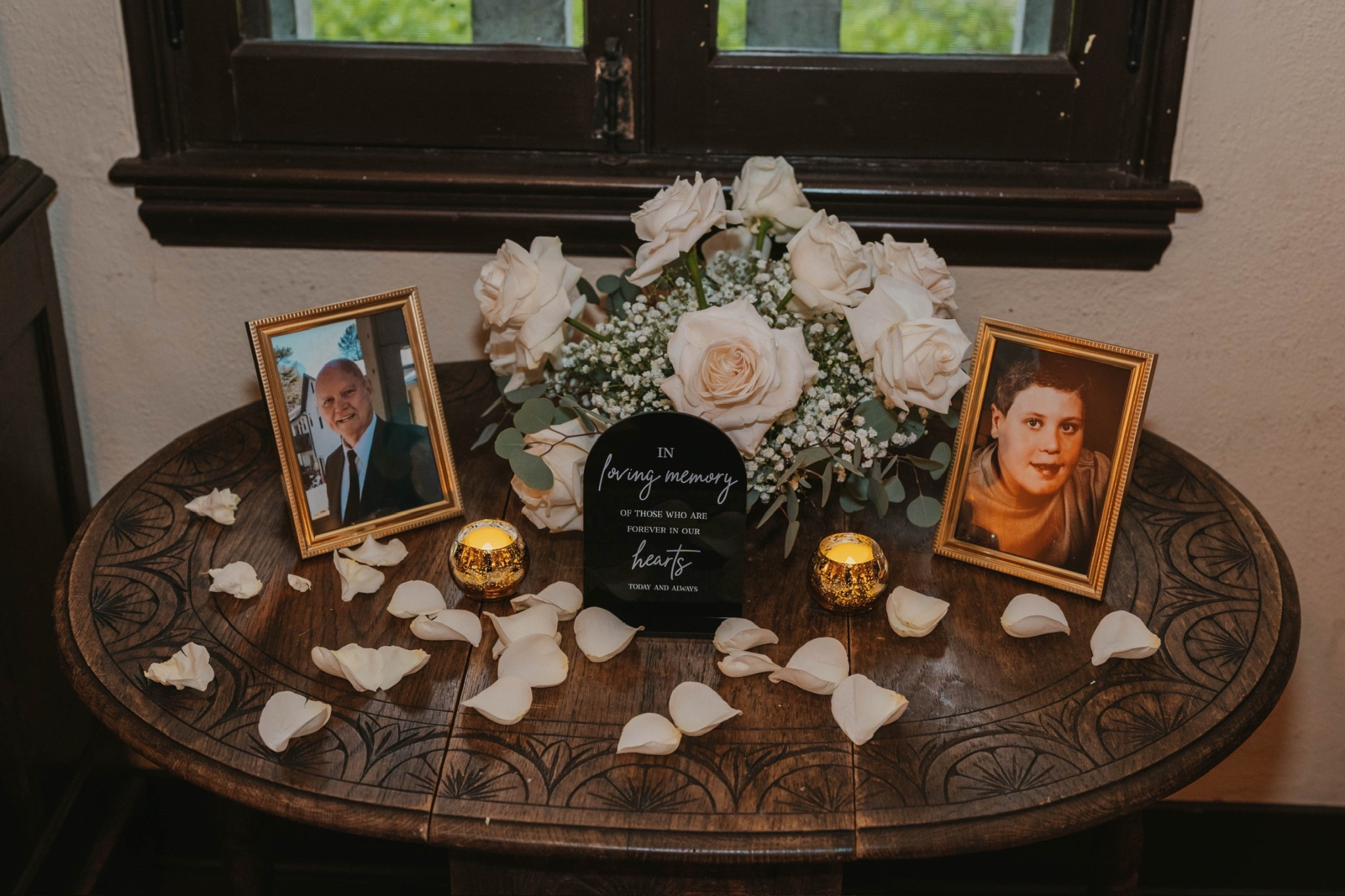 Memory table at our wedding to honor our loved ones❤️ 

#LTKWedding
