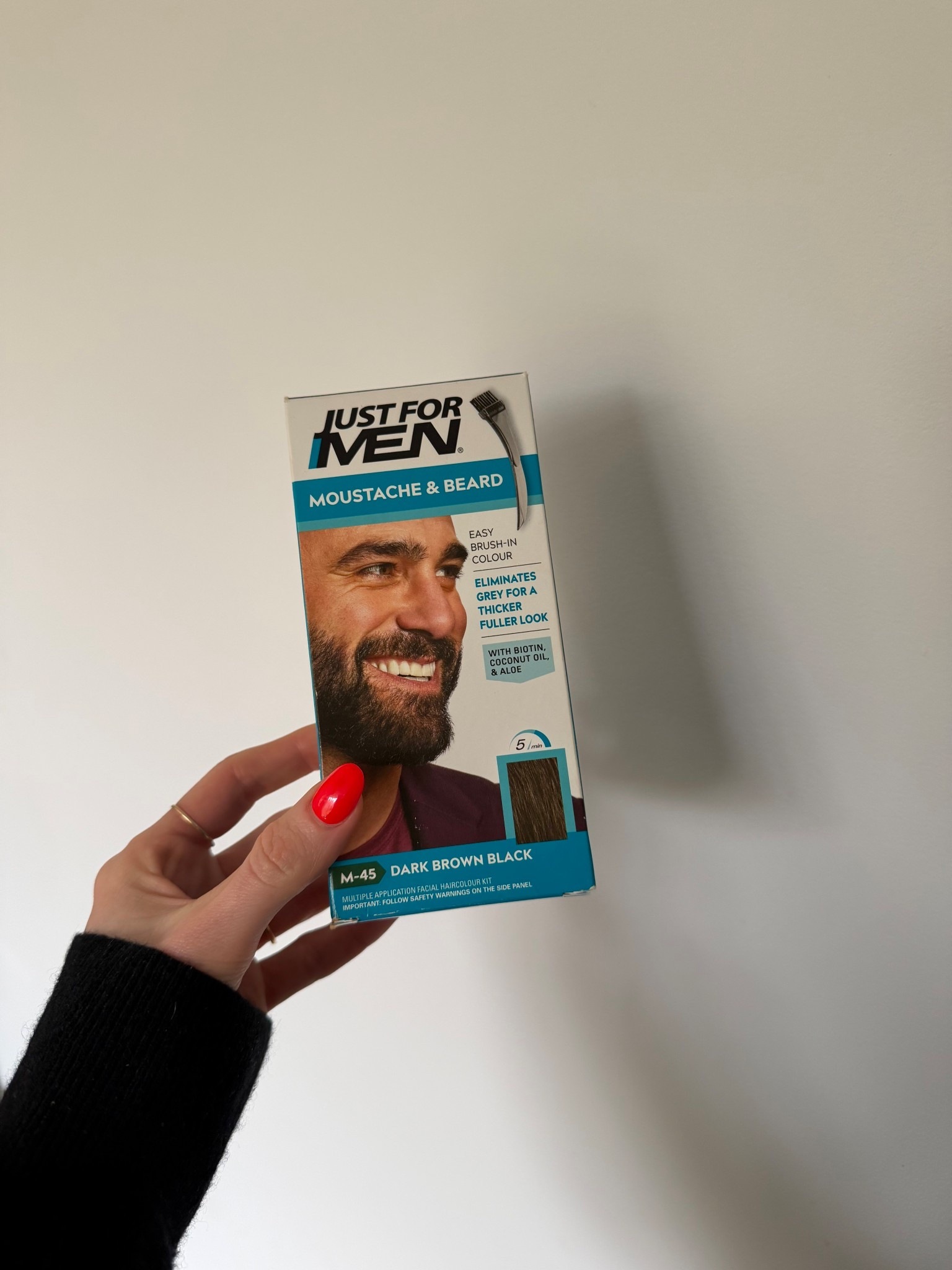 What I use to tint my brows 