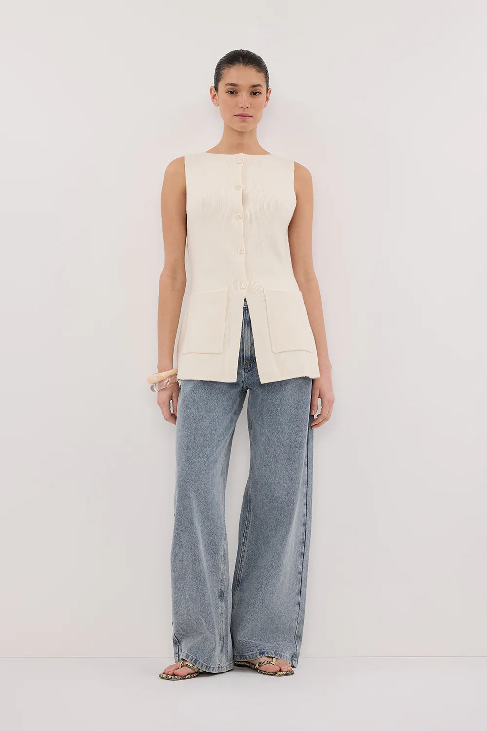 AVA CREAM LONGINE KNIT VEST | DISSH