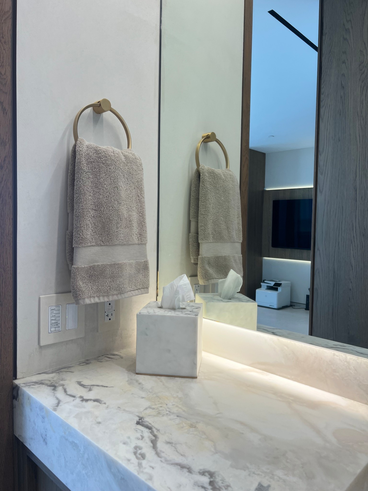 Bathroom accessories for a modern and high end look. Towel ring, tissue box marble

#LTKStyleTip #LTKHome #LTKFindsUnder100