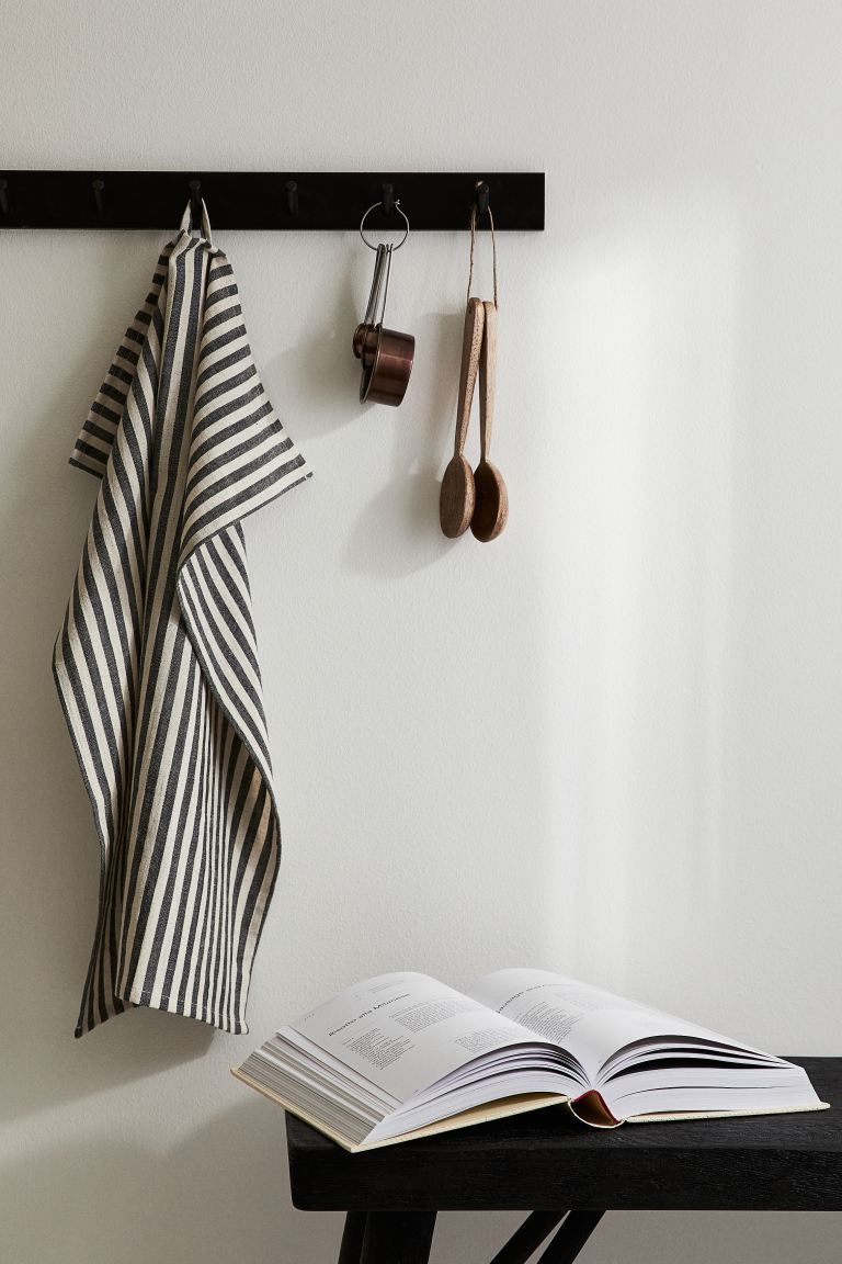 Striped tea towel - Dark grey/Striped - Home All | H&M GB | H&M (UK, MY, IN, SG, PH, TW, HK)