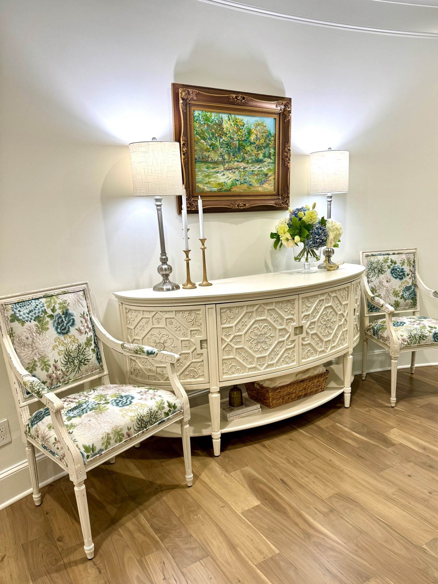 Home Decor

These beautiful dining chairs are fully customizable with a bunch of fabric options and finish color options. They’re currently on sale!

#everypiecefits

Home decorations 
Home design 
Interior design 
Buffet
Sideboard 
Entryway
Foyer 

#LTKHome #LTKStyleTip #LTKSaleAlert