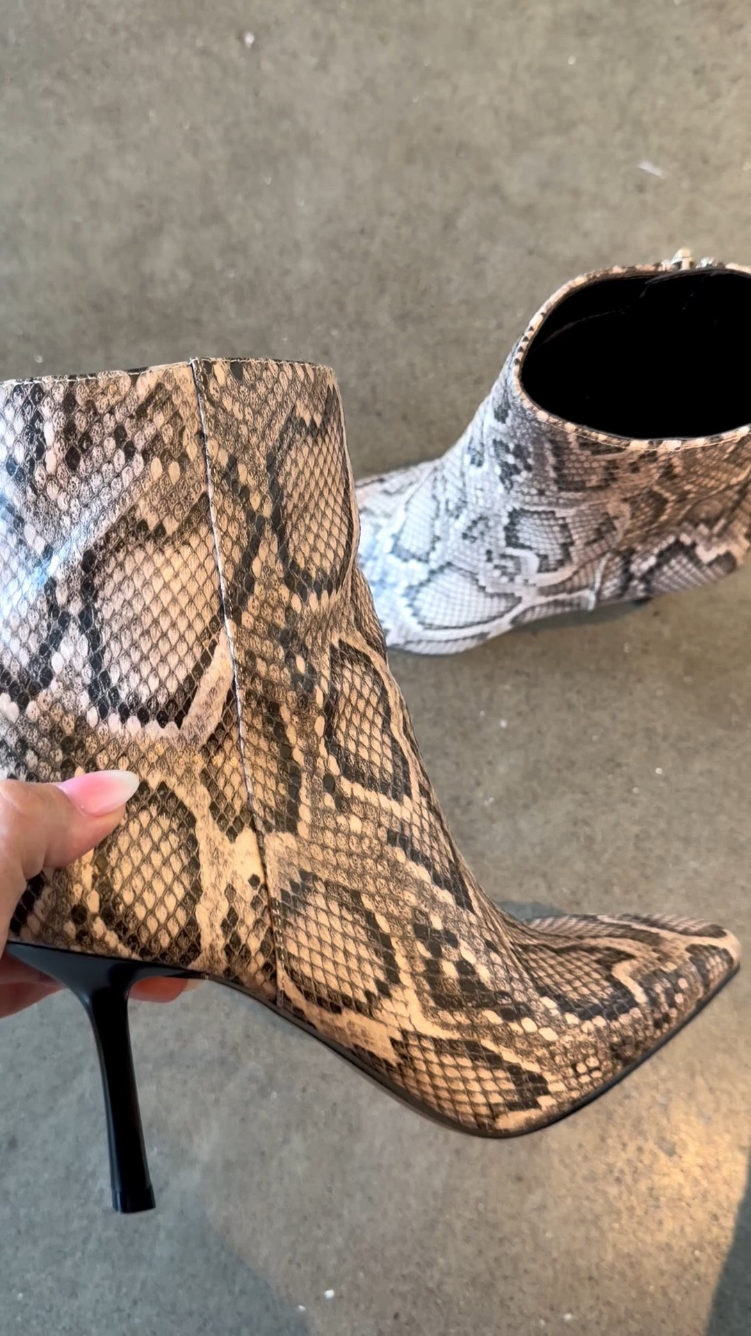 Snakeskin is everywhere and this may be a higher heel but it’s so comfortable 
Runs tts from @DSW

#LTKU #LTKSaleAlert #LTKootd