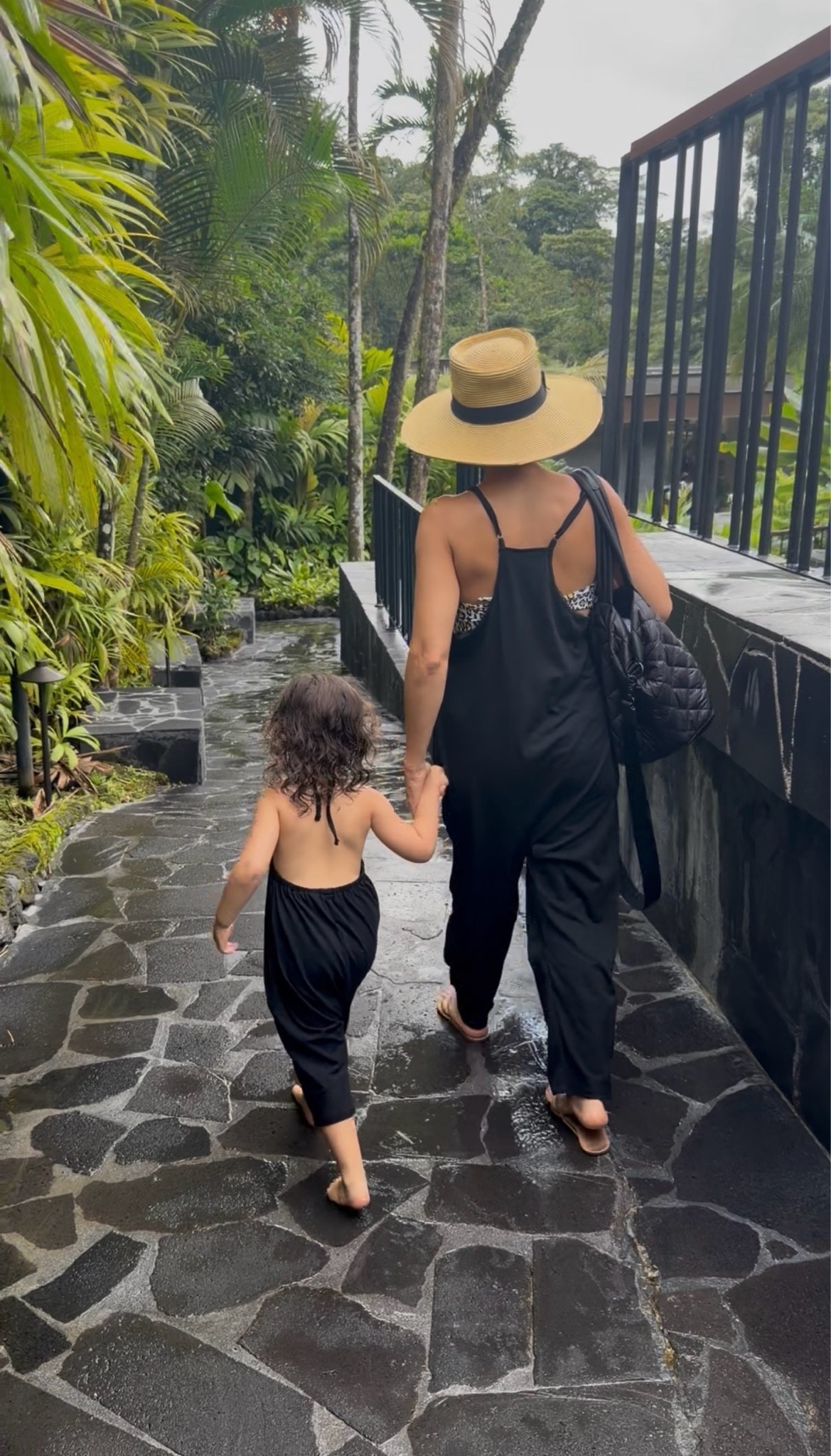 Mini and me matching jumpers 🖤

#LTKPetite #LTKKids #LTKdayinmylife