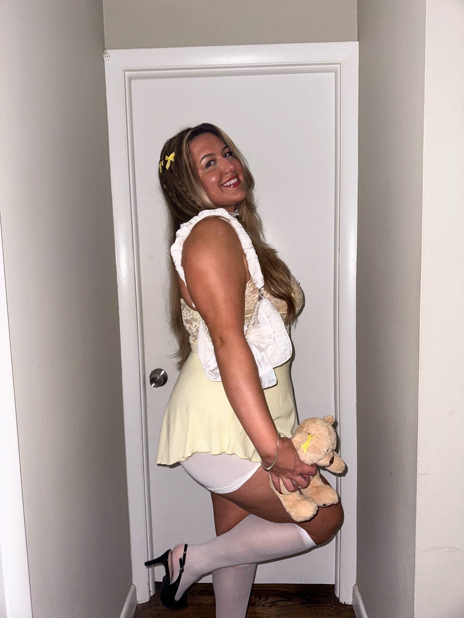 College Halloween Costume Idea: Goldilocks and the three bears🧸

#LTKHalloween #LTKMidsize #LTKU