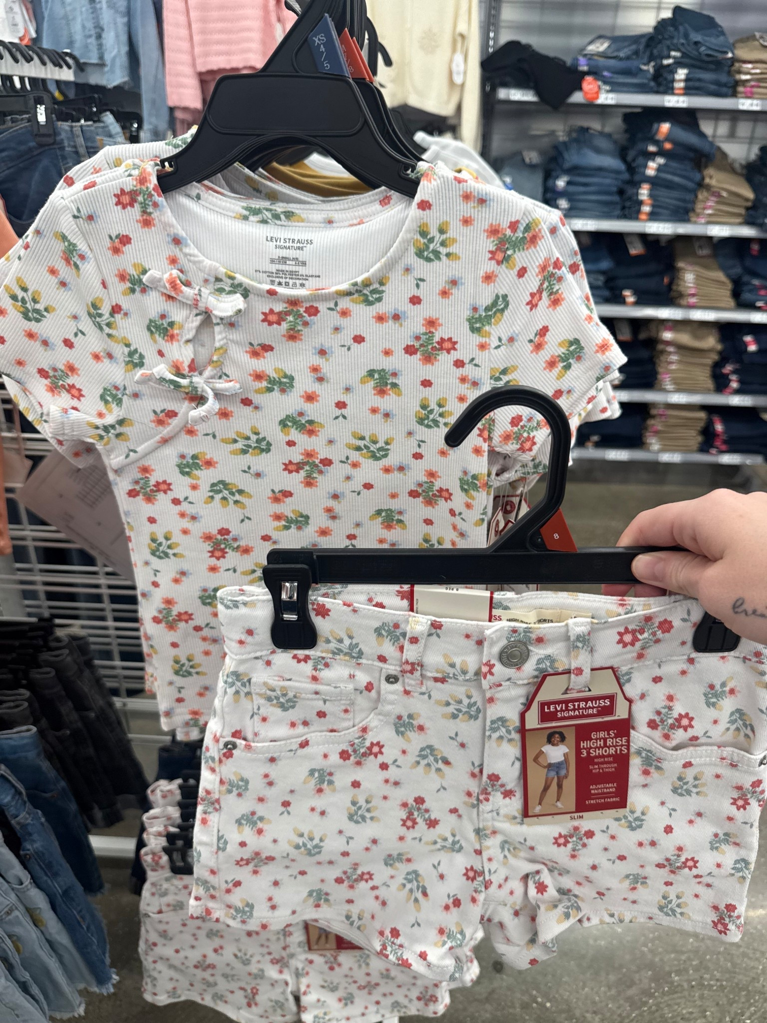 Cute Levi’s outfit for the girls 💐

#LTKBump #LTKKids #LTKBaby