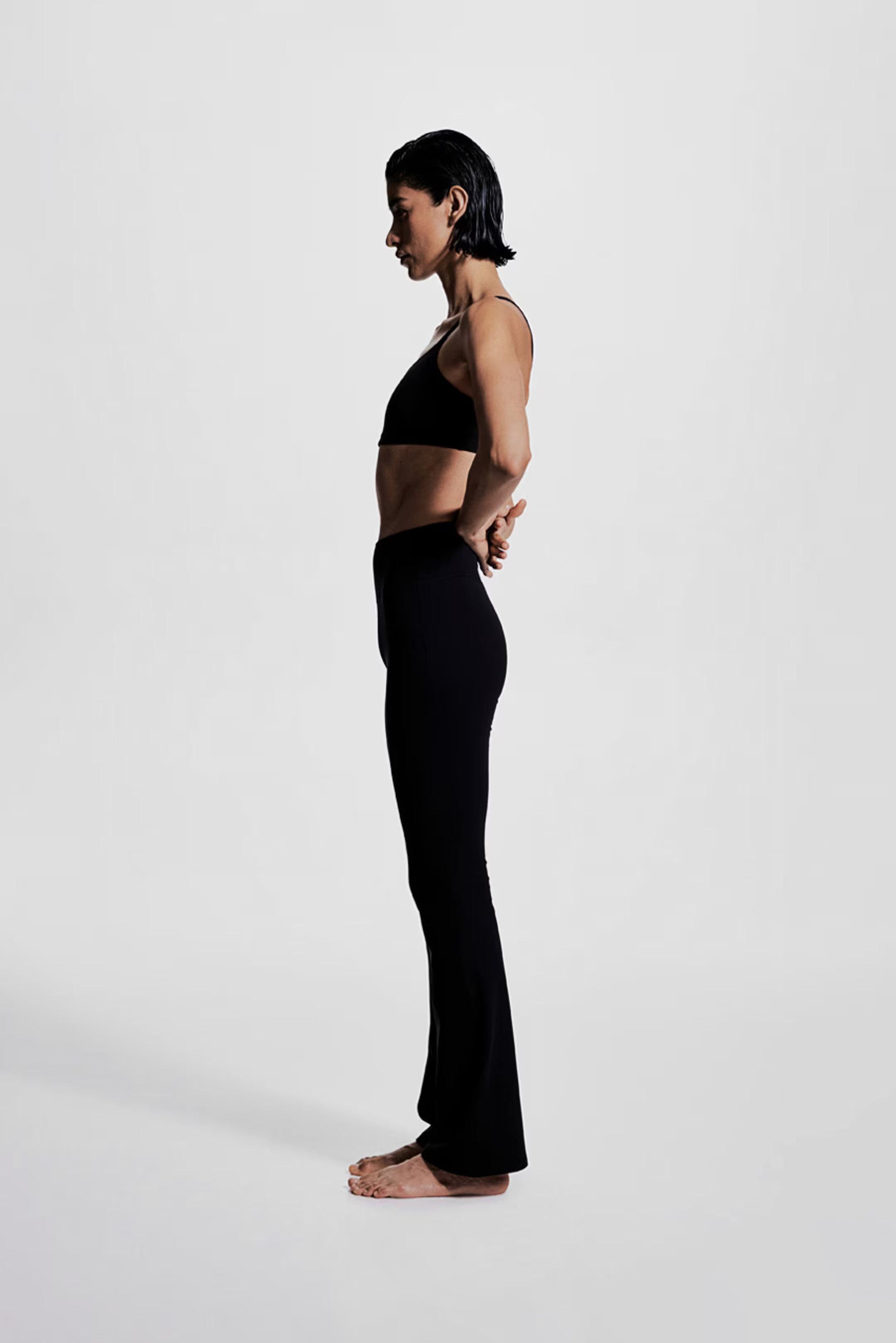 Ausgestellte Sportleggings aus SoftMove™ - Schwarz - Ladies | H&M AT | H&M (DE, AT, CH, NL, FI)