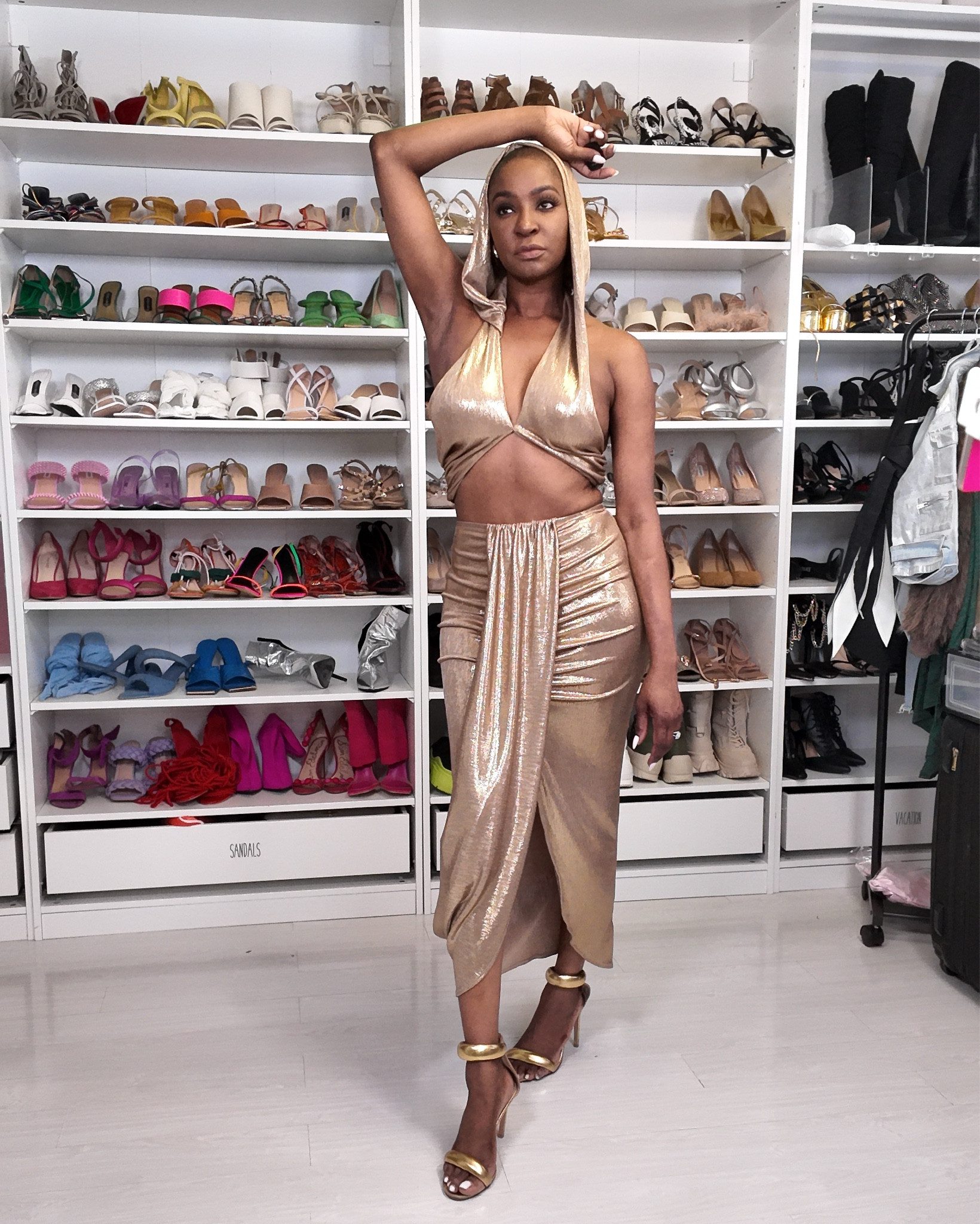 I love a hooded look! ⚡️⚡️⚡️

#LTKParties #LTKStyleTip #LTKFestival