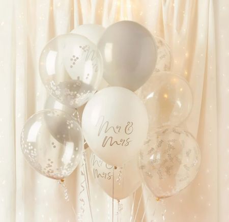 Gold balloons by horraydays!

Wedding | Wedding Decor | Wedding Planning | Wedding Gift | Balloons | Mrs. | Fiancé | Bride to be 

#LTKstyletip #LTKwedding #LTKhome