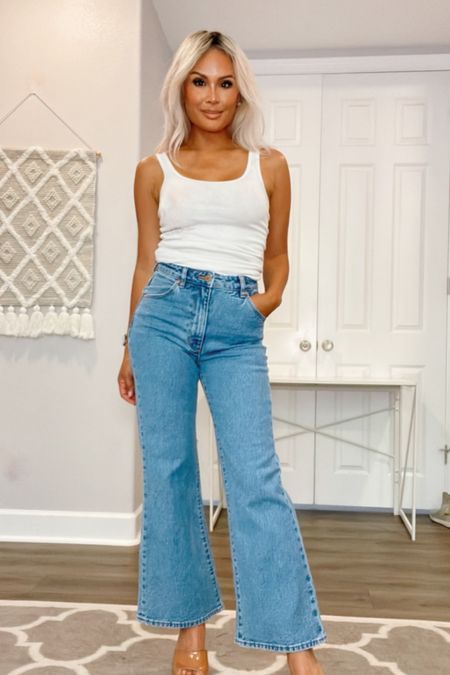 Great high waisted flare jeans that are the perfect length for my 5’ 3 1/2” height. I can wear with heels or flats and not have to get them hemmed.

#LTKBacktoSchool #LTKunder100 #LTKstyletip