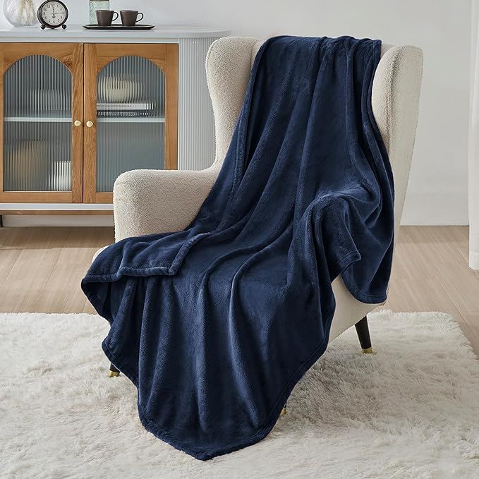 Bedsure Fleece Blanket Twin Blanket Navy Blue - 300GSM Soft Lightweight Plush Cozy Twin Blankets ... | Amazon (US)
