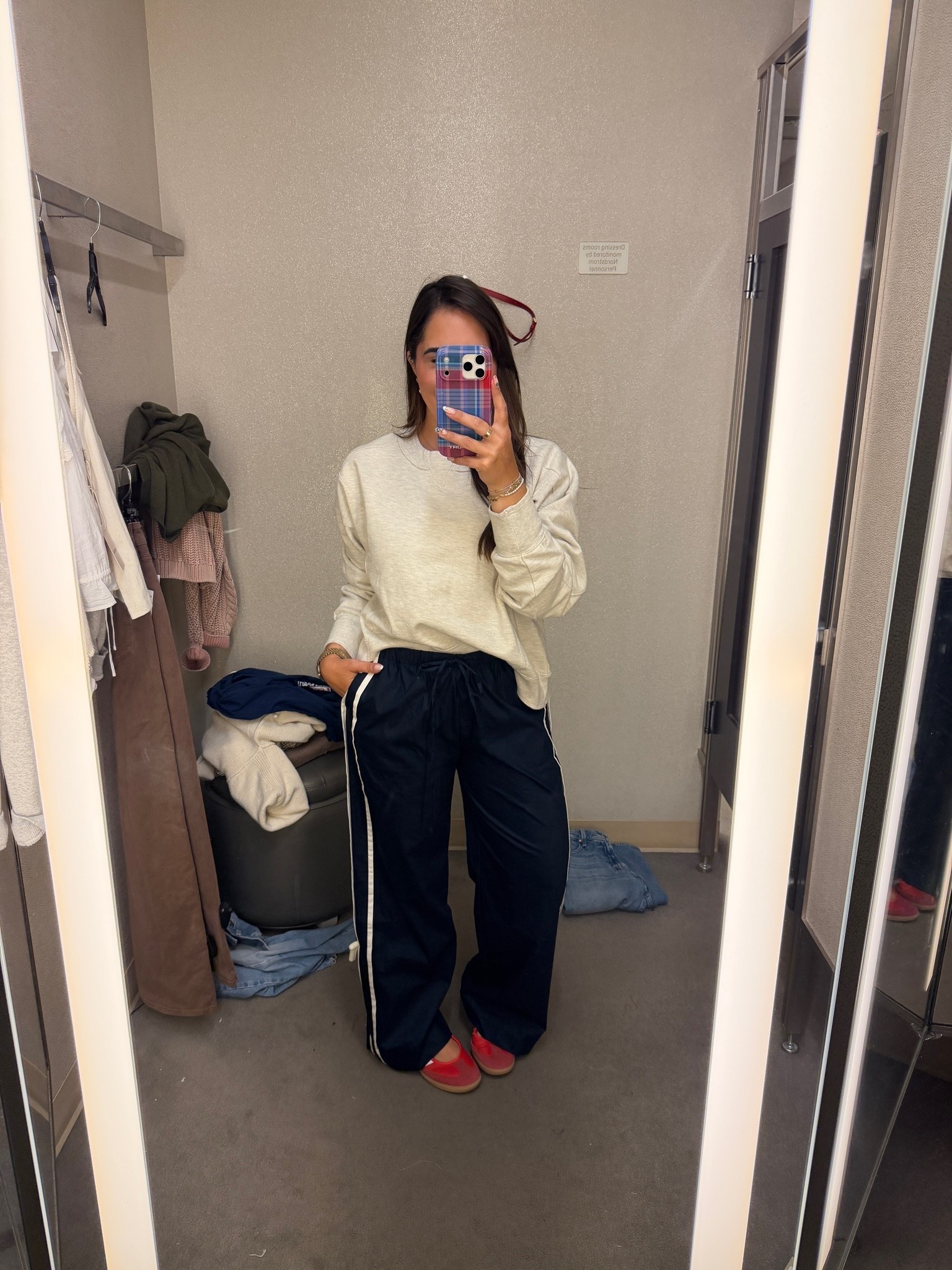 The PERFECT track pant does exist 🤌🏼

#LTKSaleAlert #LTKootd #LTKmomlife