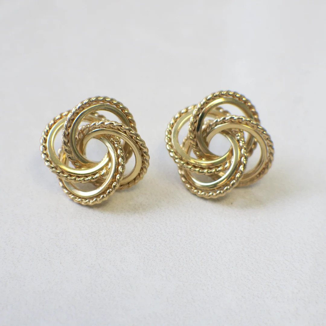14K Yellow Gold Floral Flower Twist Braid Stud Earring | Etsy (US)
