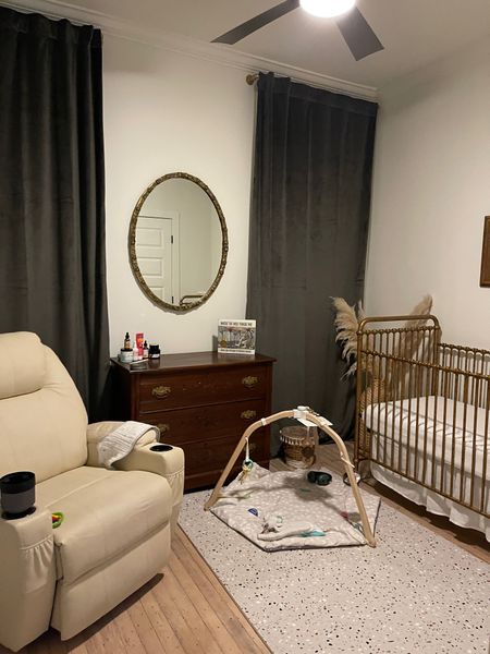 Anders room 🖤

#nursery #babyitems #boynursery #genderneutralroom


#LTKbaby #LTKbump