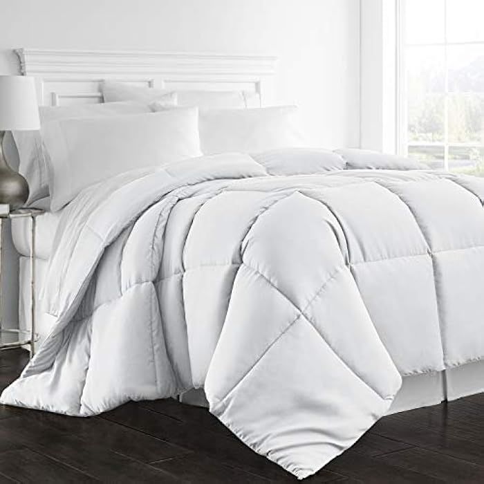 Amazon.com: Beckham Hotel Collection King/Cal King Comforter – 1300 Series Goose Down Alternati... | Amazon (US)