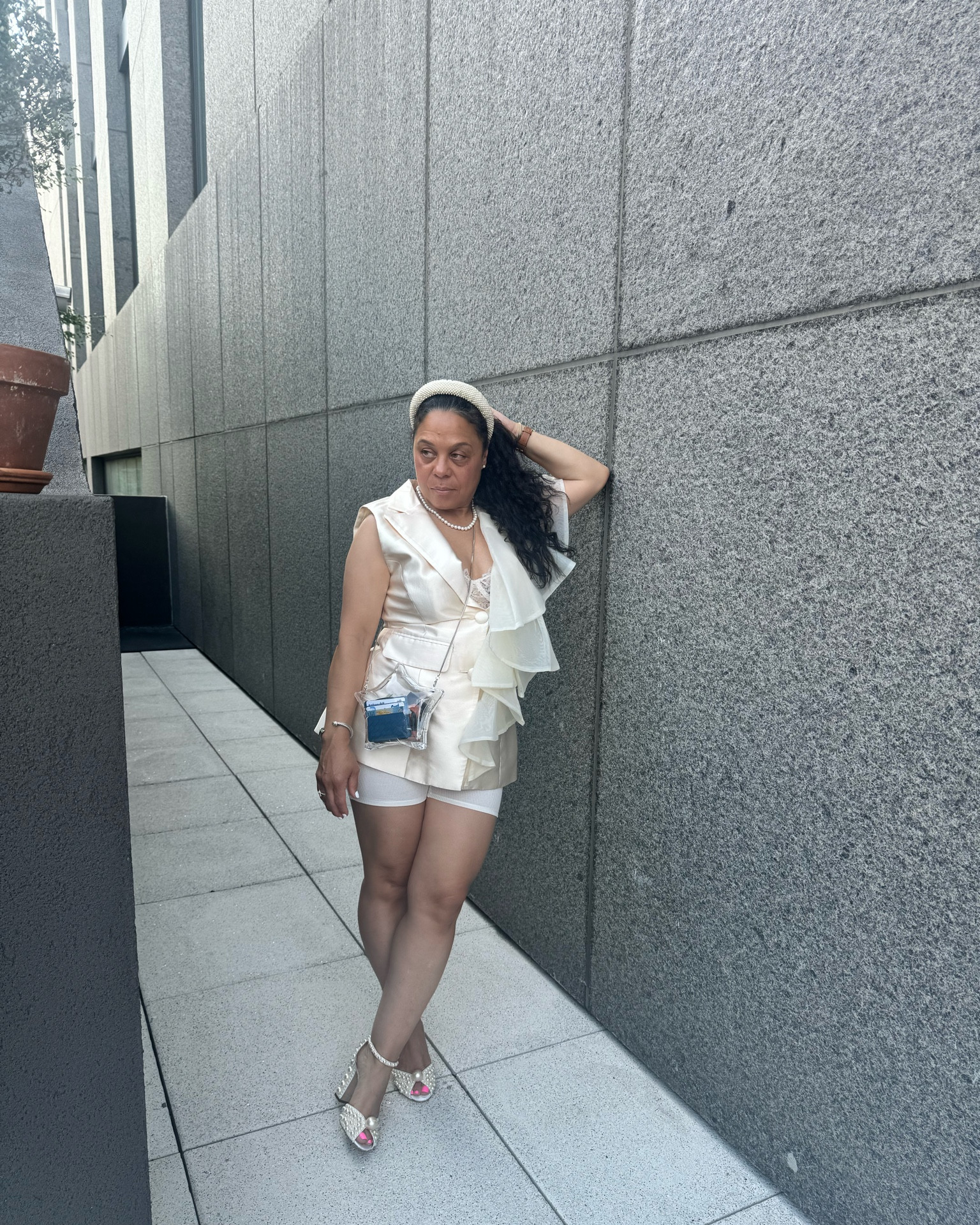 All White Everythingg

#LTKShoeCrush #LTKStyleTip