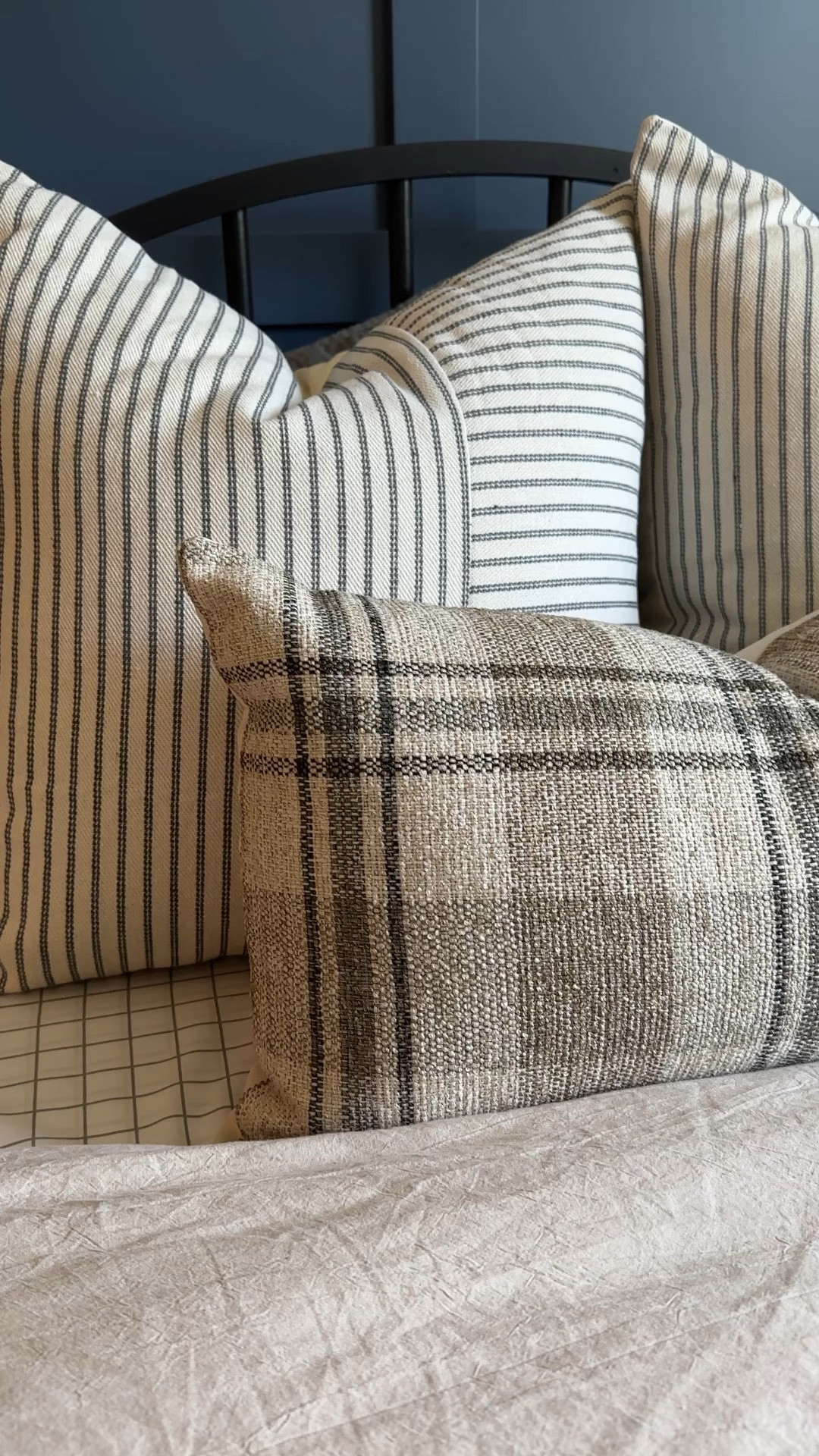 Striped + plaid pillow combo 🤍

Lumbar pillow 14 x 26
Striped pillow 24x24

Plaid pillow, striped pillow, pillow combo, bedding, big boy bedroom, boy bedroom 

#LTKkids #LTKhome #LTKstyletip