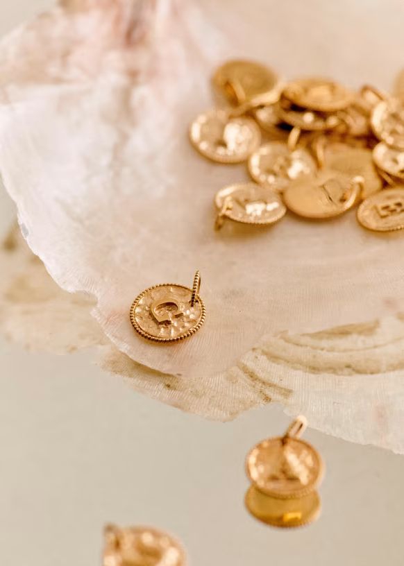 Sara Pendant - 9-carat gold - Letter G - 9 Carats Gold - Sézane | Sezane Paris