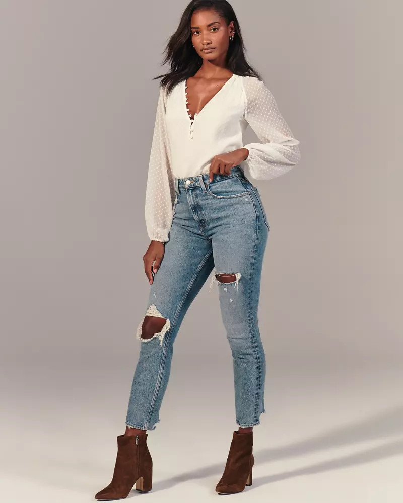Curve Love High Rise Mom Jeans | Abercrombie & Fitch US & UK