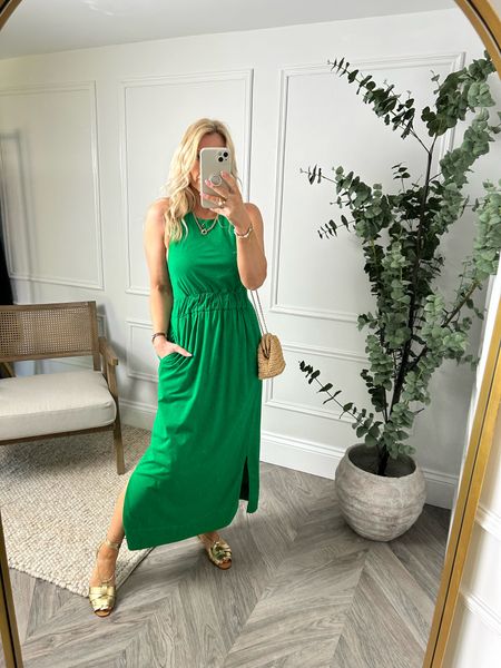 Another green summer dress but it does come in other colours and similar styles! (Aghhh, it’s now sold out, sorry but I’ve linked others)
Shoes are from Zara so I can’t link in here but I’ve found some similar ones. 

#LTKcurves #LTKstyletip #LTKsummer
