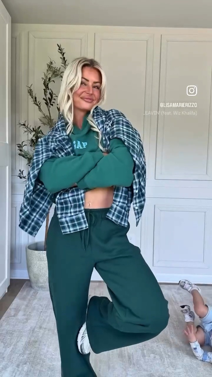Gap haul of my dreams ✨

Fall fashion, athleisure, fall outfits, mom uniform, drop off outfit