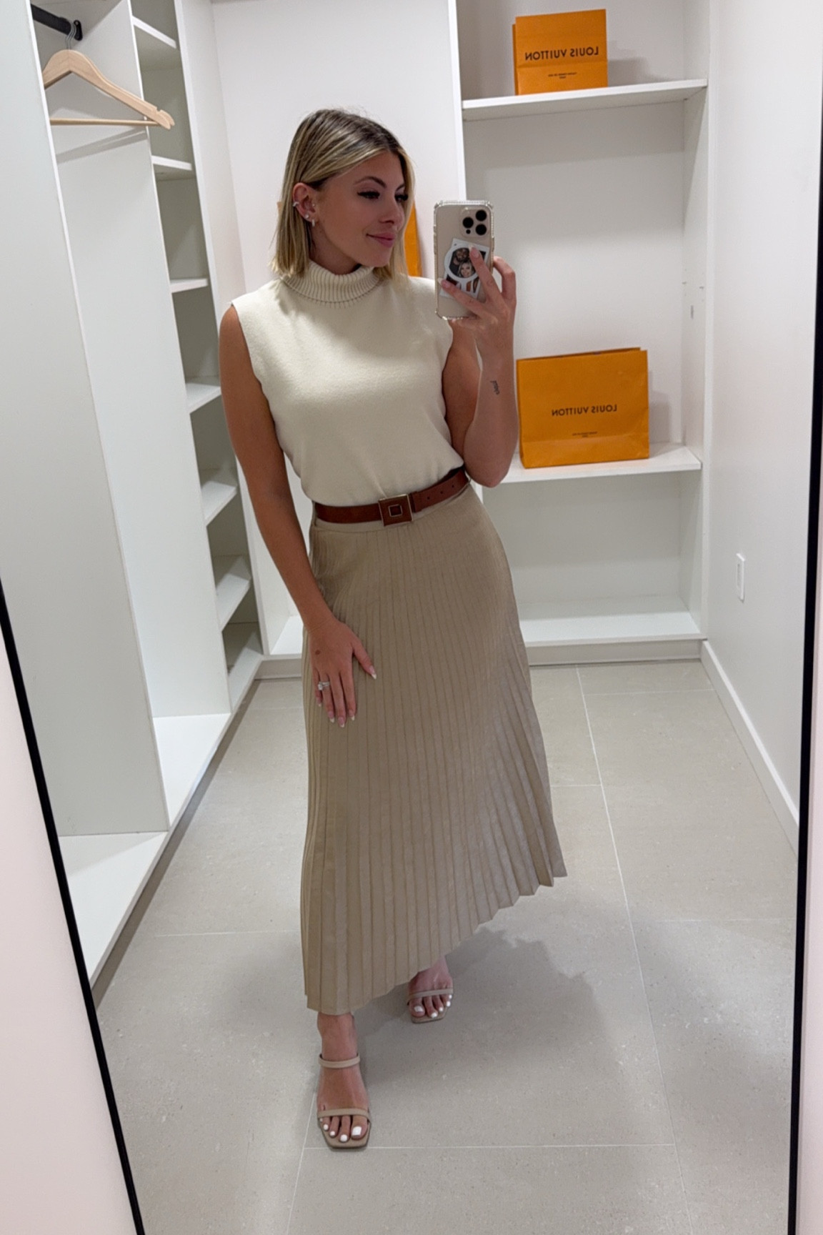 The perfect Florida winter outfit for running around all day! #longskirt #workoutfit

#LTKTravel #LTKFindsUnder50 #LTKBeauty