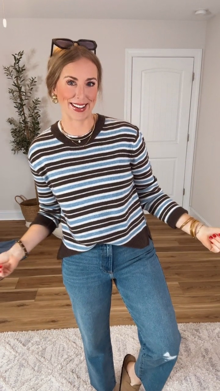 Outfit of the day, quince sweater, quince jeans, cashmere sweater, Amazon clogs