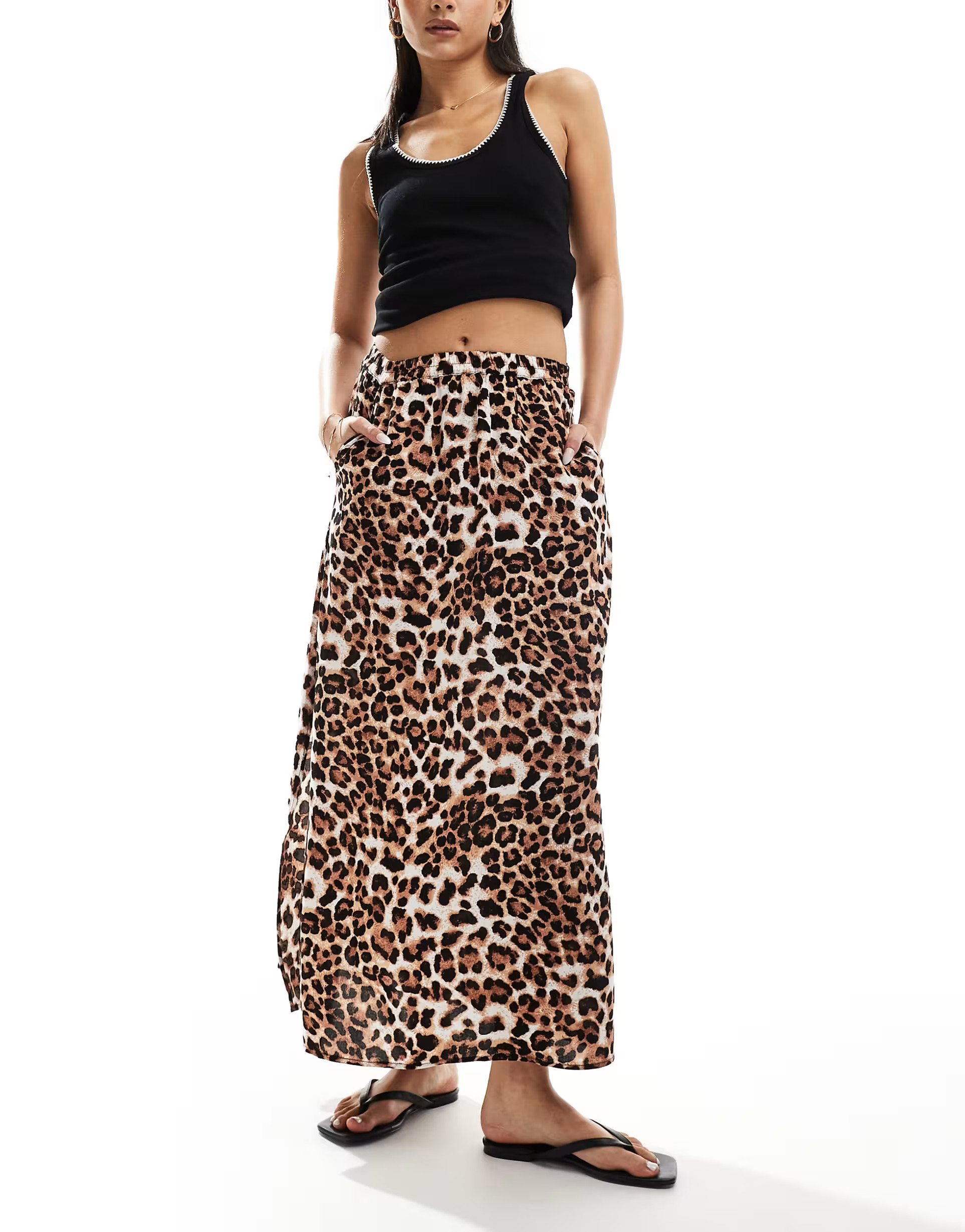 Vero Moda maxi skirt with split in leopard print | ASOS | ASOS (Global)