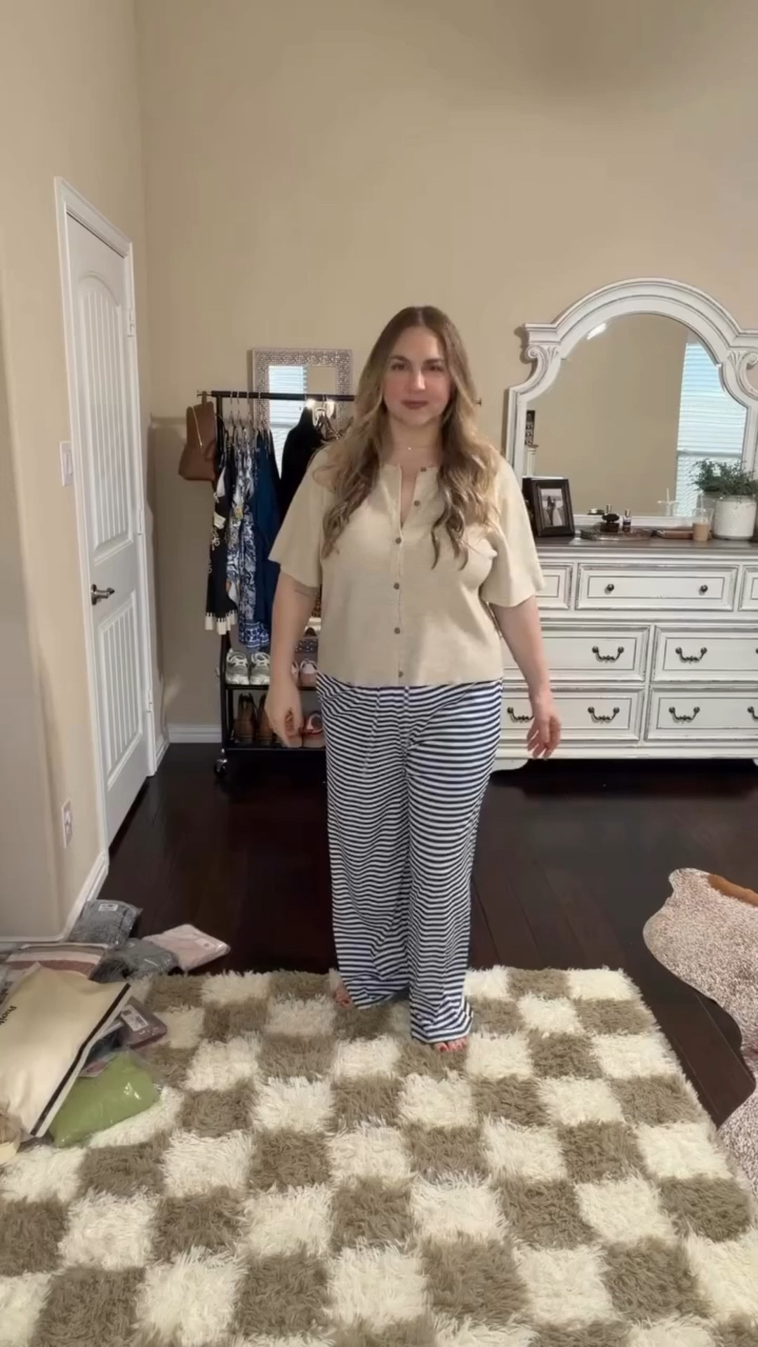 Ok this was a *large* haul, but SO MANY GOODIES! 😮‍💨🍒☀️
Comment “OUTFITS” to have links sent to your DMs! ✨ 

#affordablefashion #midsizeoutfits #plussizeoutfitinspo #amazonfashionfinds @amazonfashion @amazoninfluencerprogram @amazon @oldnavy