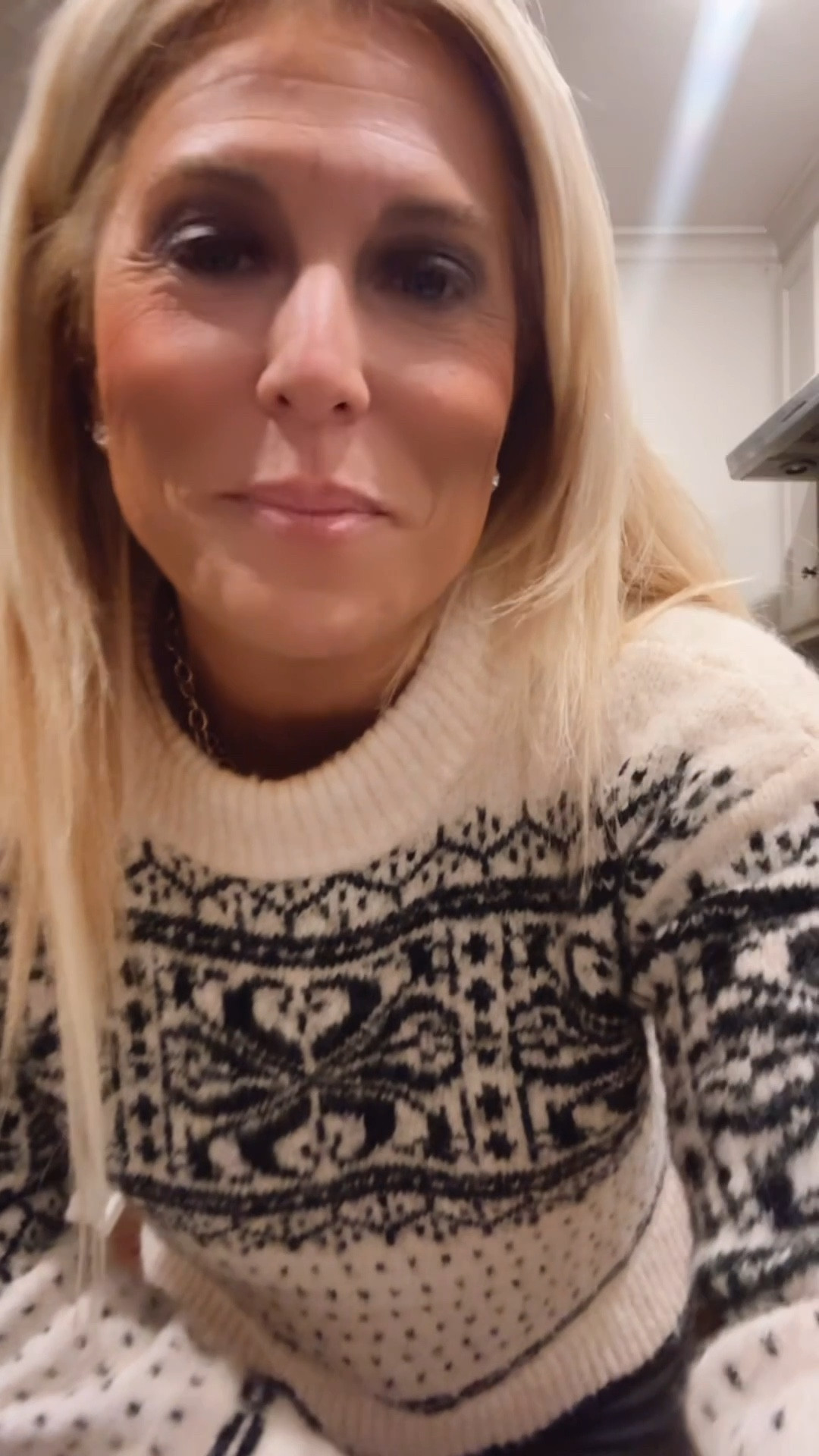 Best winter sweater is only $24

#LTKmomlife #LTKootd