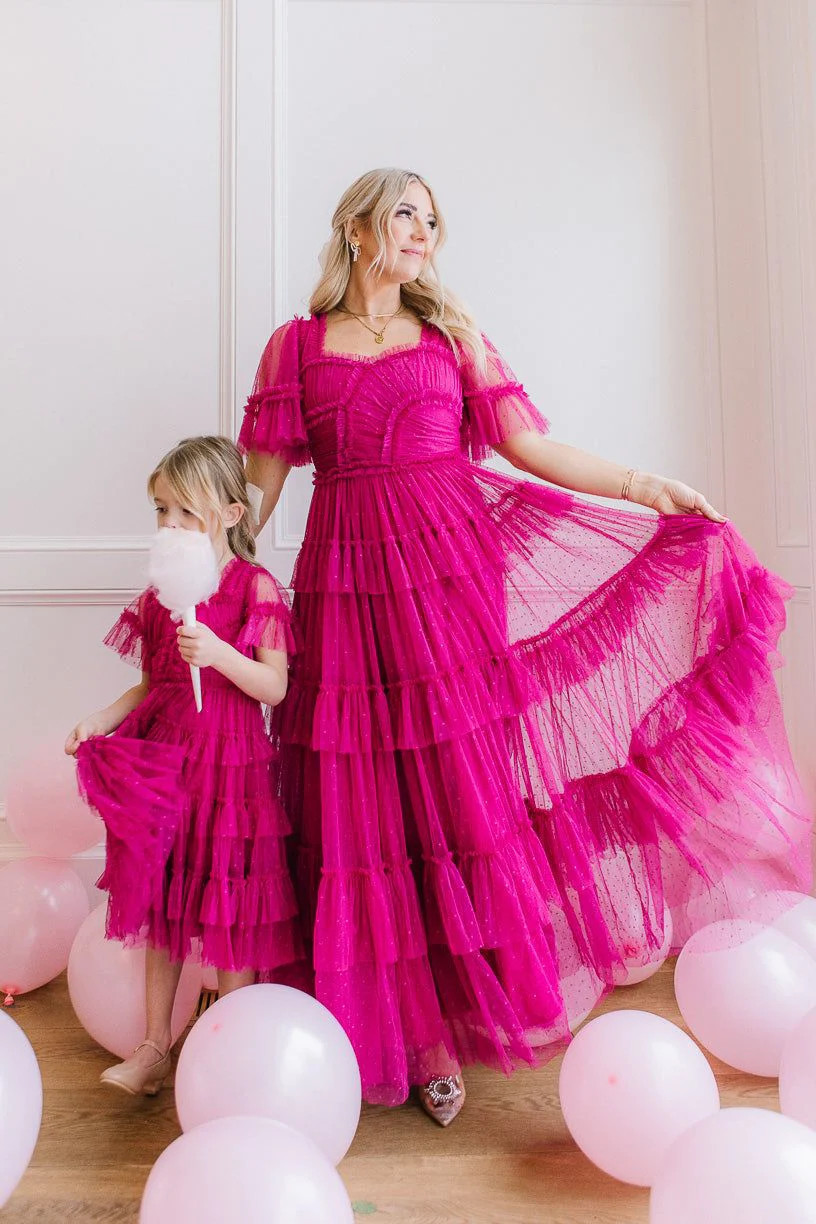 Whimsical Dress with Sweetheart-Neck in Fuchsia - FINAL SALE | Ivy City Co