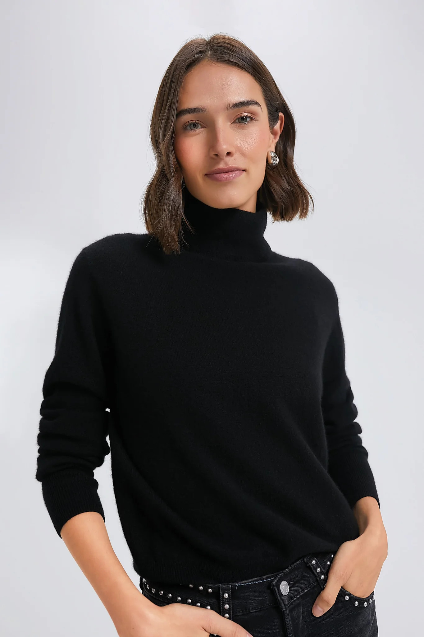 Black Cashmere Turtleneck Sweater | Tuckernuck (US)