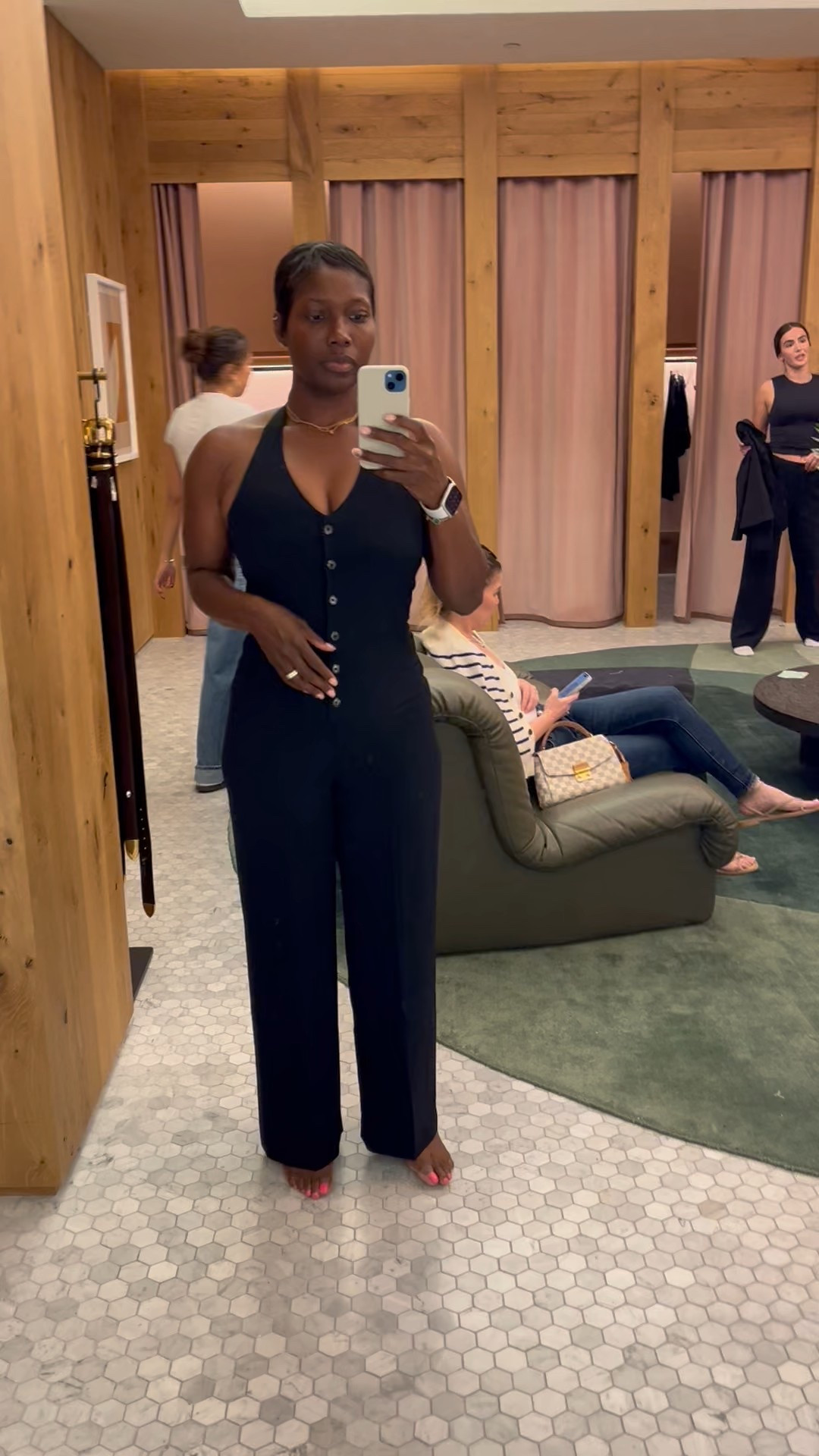This is a great jumpsuit for work! You could add a blazer or cardi or where it with a shirt under as the temps drop. So many options. I’m wearing a 6 here definitely needed an 8. 